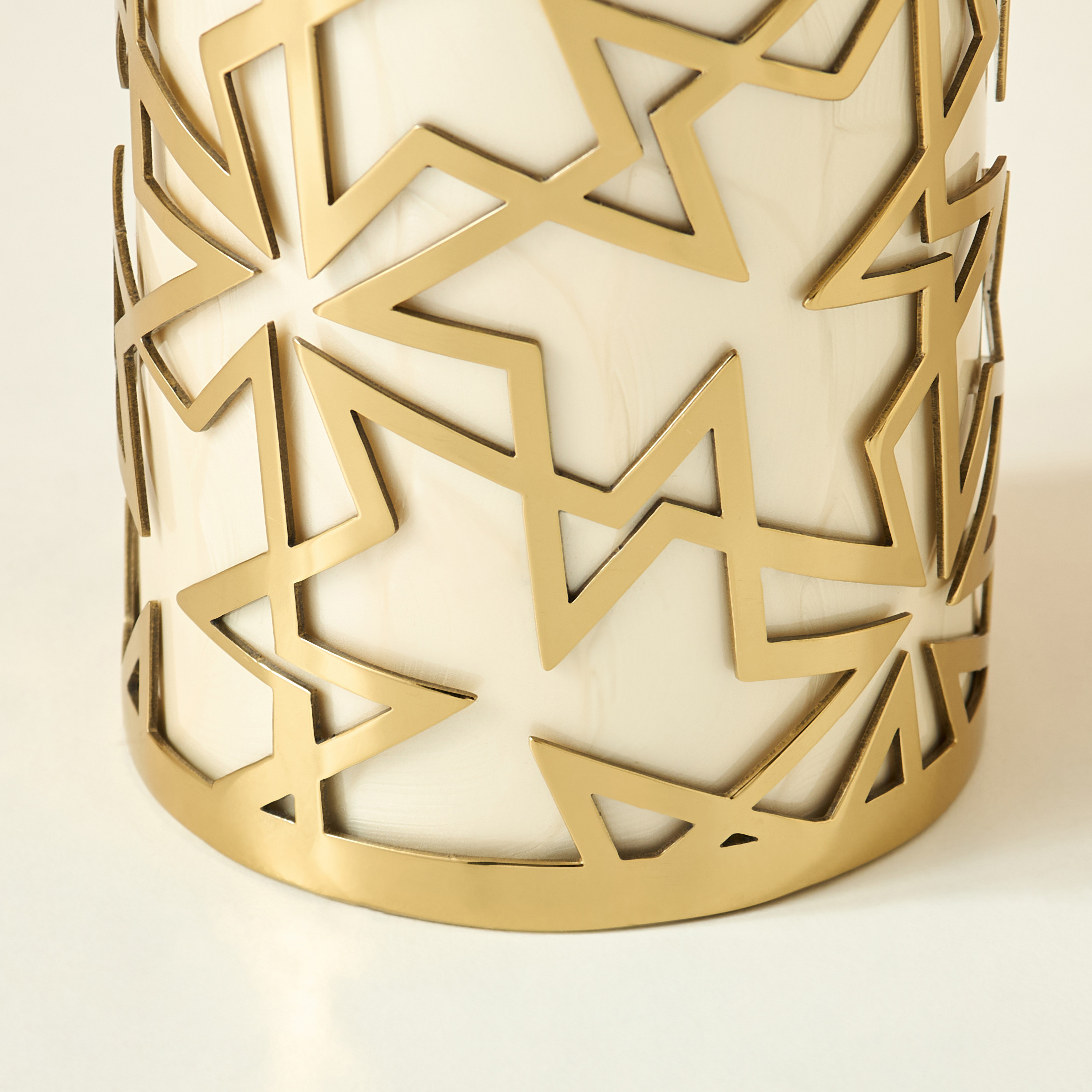 Celebrated Embossed Tumbler-household-bathandlaundry-bathaccessories-toothbrushholdersandtumblers-image-4