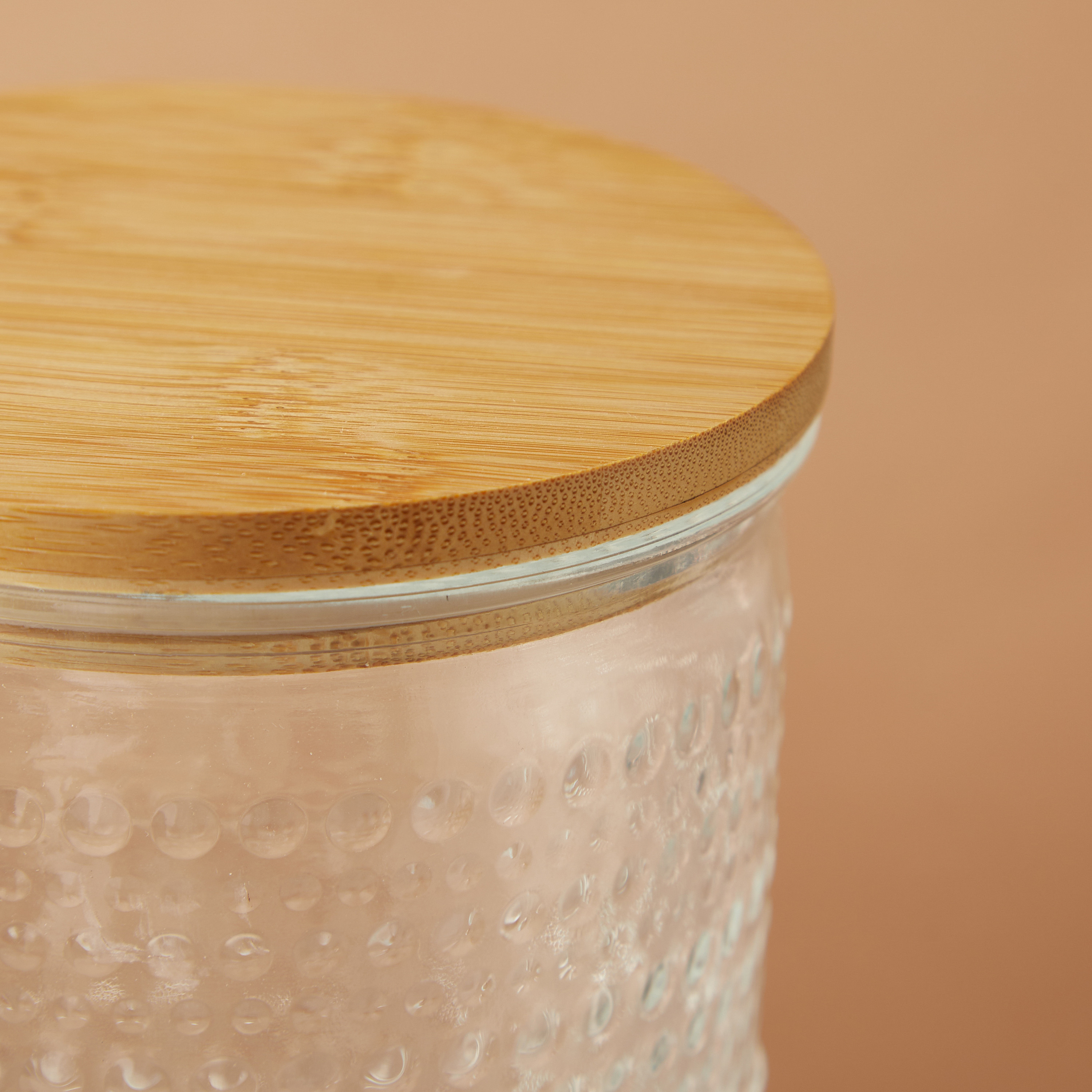 جرة زجاج بارزة الملمس بغطاء خشب - 2.5 لتر-household-kitchen-foodstorage-containers-image-5
