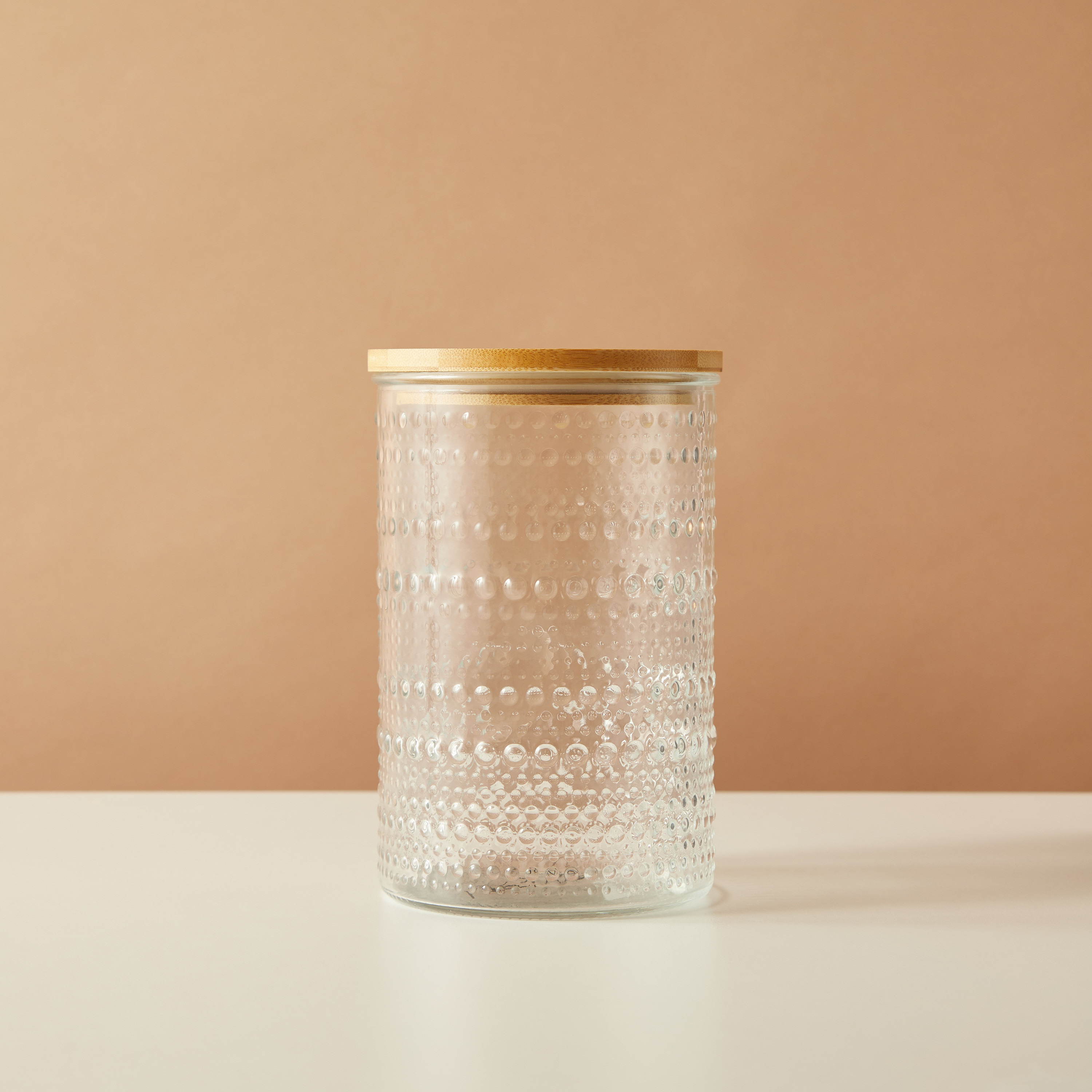 جرة زجاج بارزة الملمس بغطاء خشب - 1.5 لتر-household-kitchen-foodstorage-containers-image-3