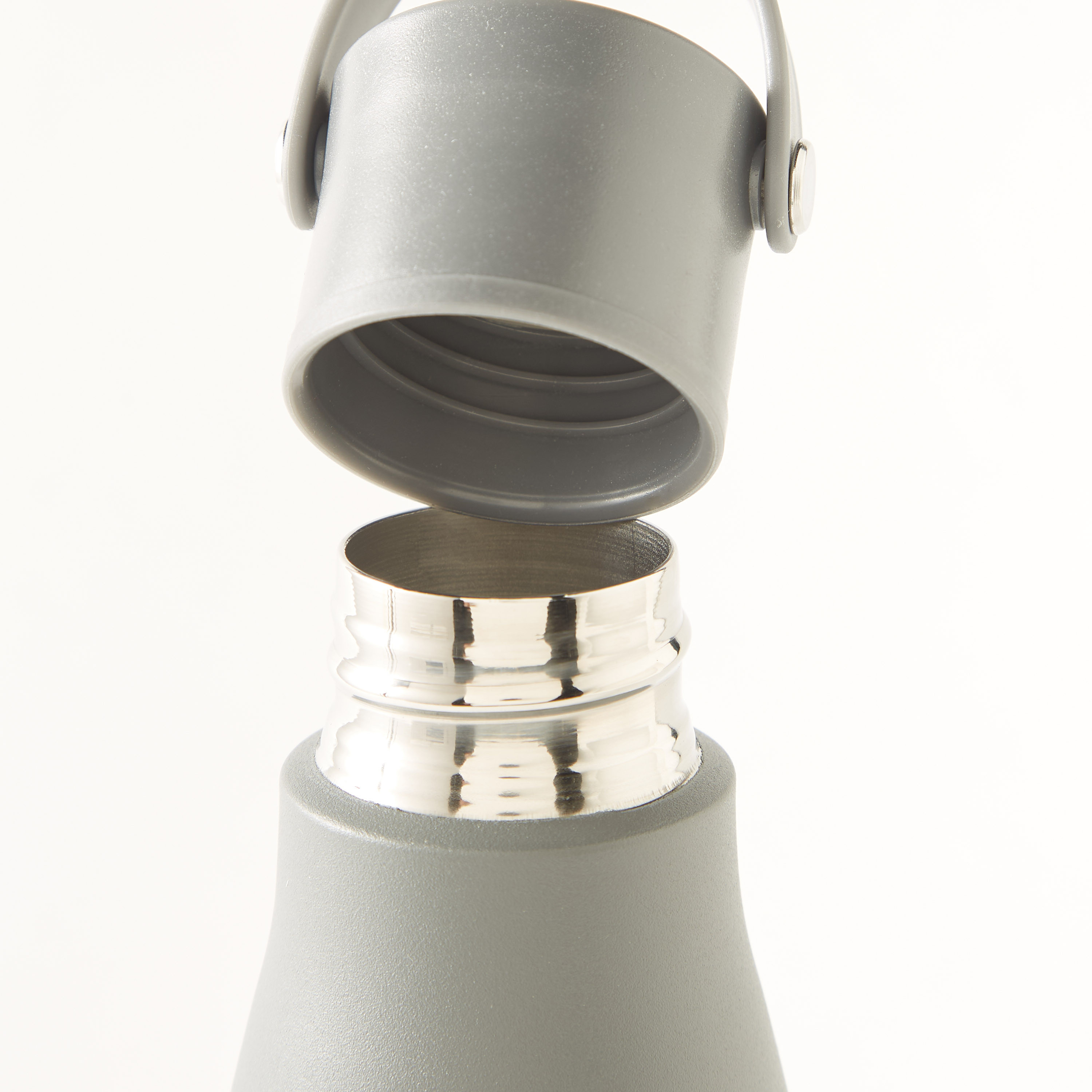 قارورة مياه ستانليس ستيل عازلة للحرارة من بريتون - 750 مل-school-waterbottles-image-4