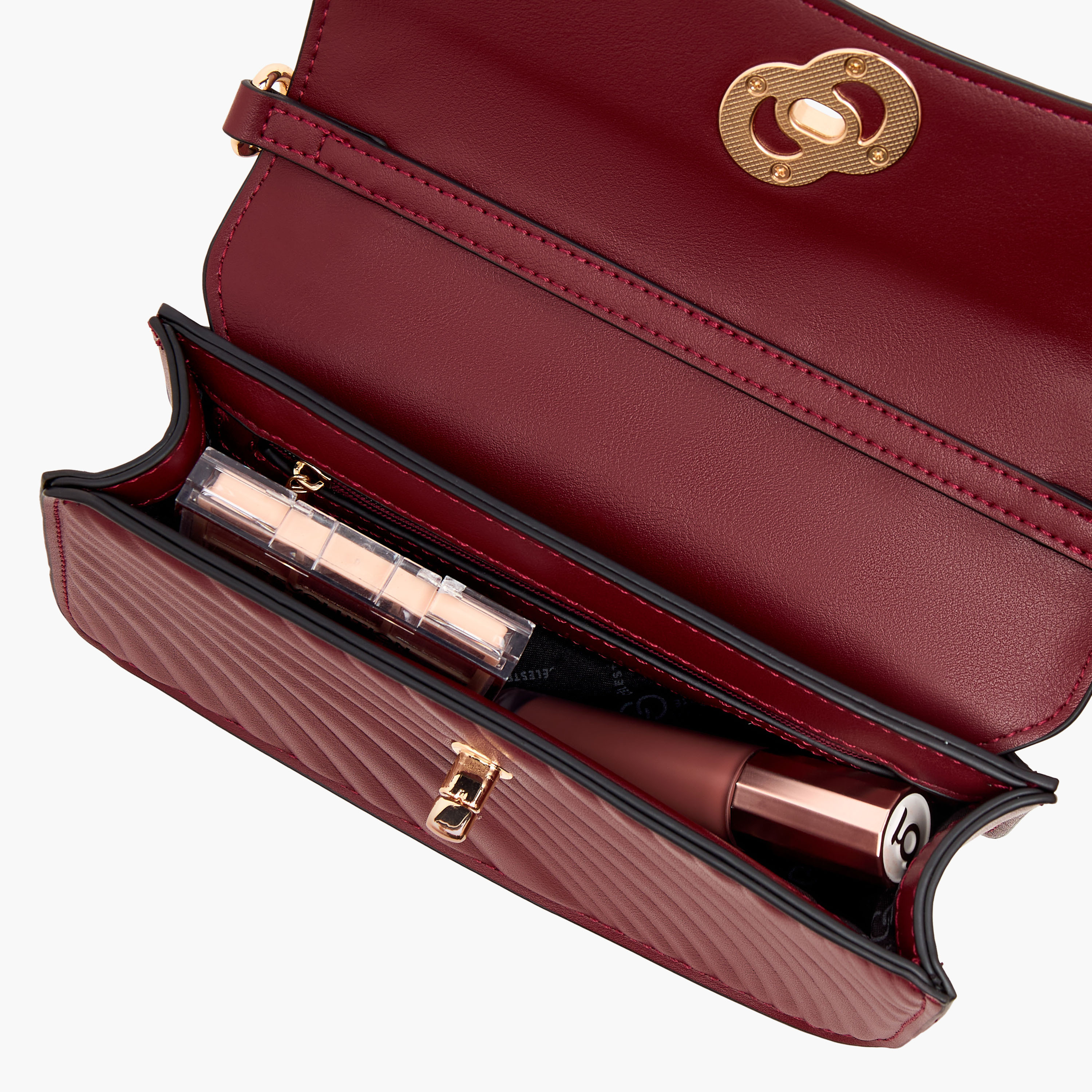 شنطة كروس بودي مبطنة بحزام قابل للفصل وقفل إغلاق تويست من سيليست-women-bagsandwallets-handbags-image-6