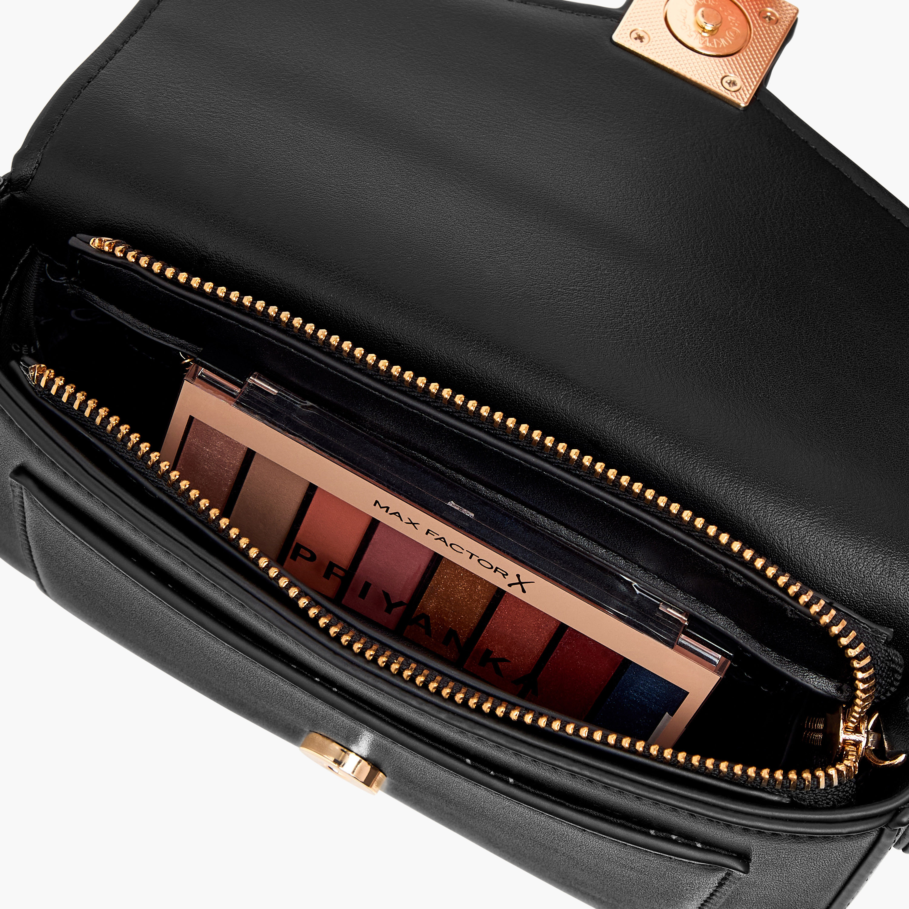شنطة كروس بودي سادة بحزام قابل للتعديل وطية إغلاق من سيليست-women-bagsandwallets-handbags-image-6