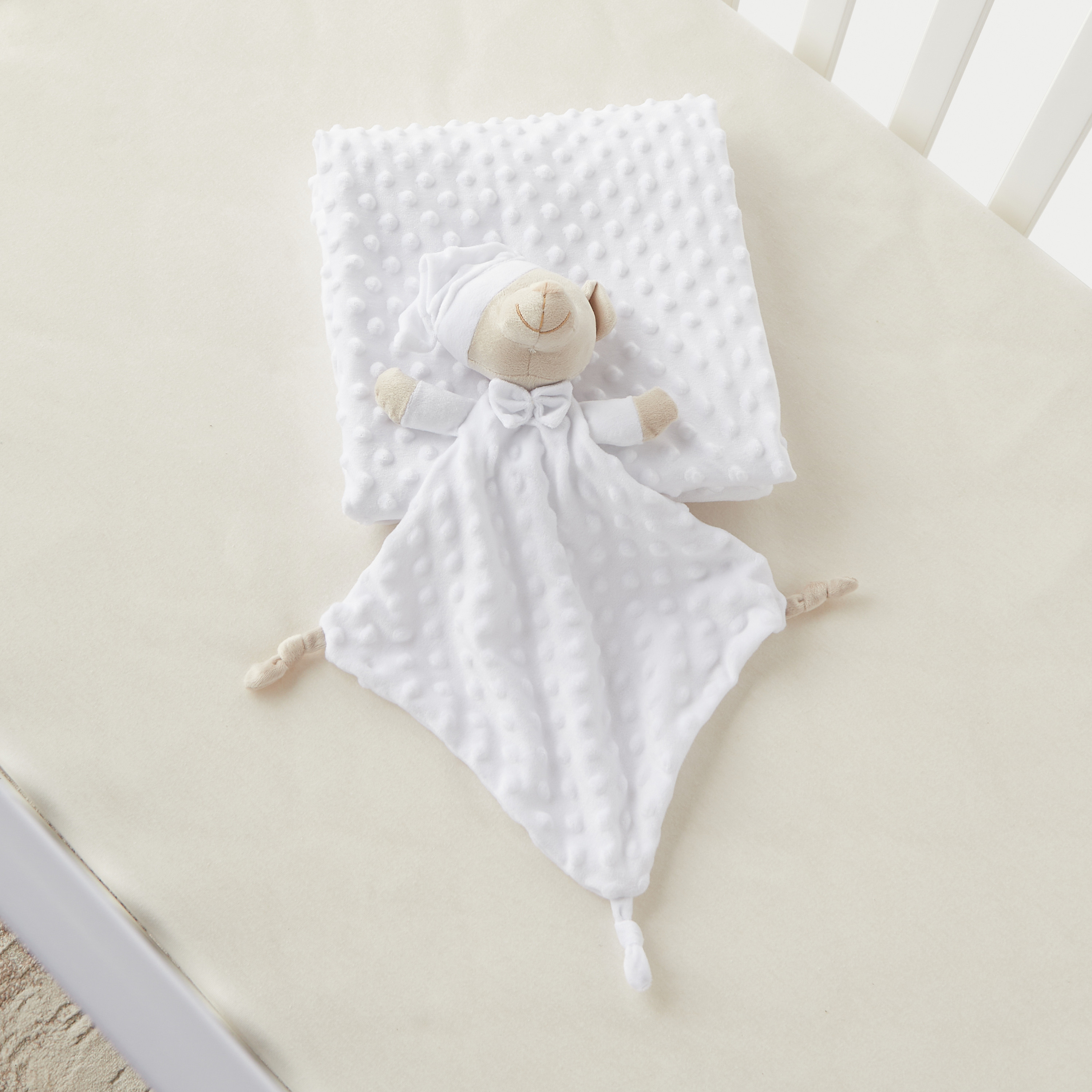 Juniors Textured Blanket with Soft Toy - 80x110 cms-baby-nursery-blanketsandswaddles-blanketsandquilts-image-4