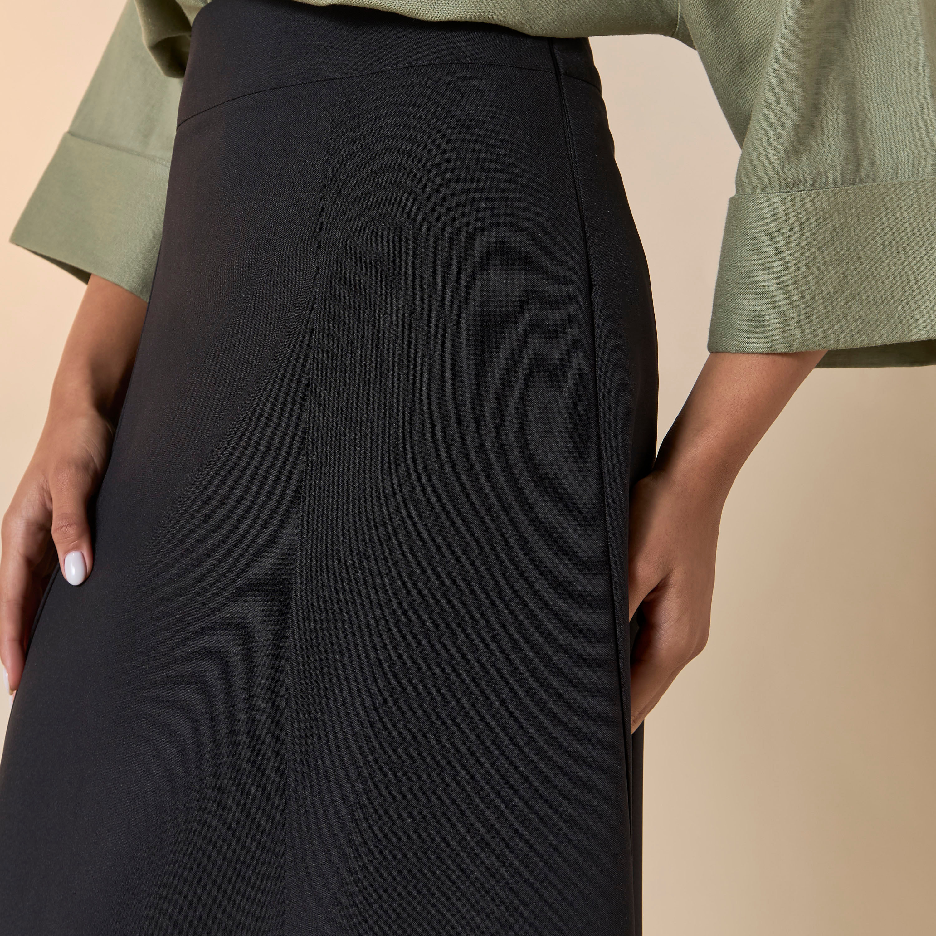 Golden Apple Solid Skirt with Zip Closure-women-clothing-bottoms-skirts-image-4