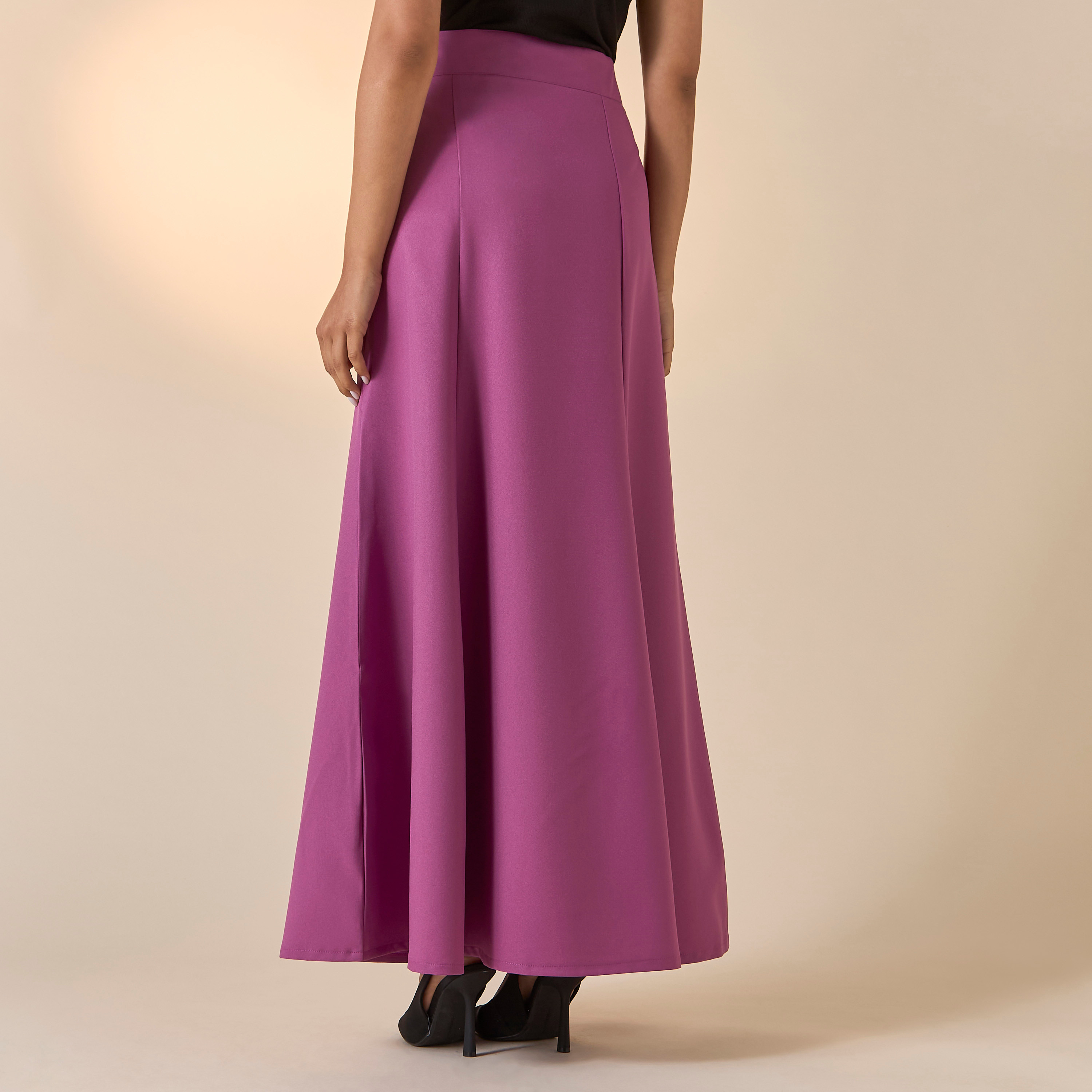 Golden Apple Solid Skirt with Zip Closure-women-clothing-bottoms-skirts-image-11