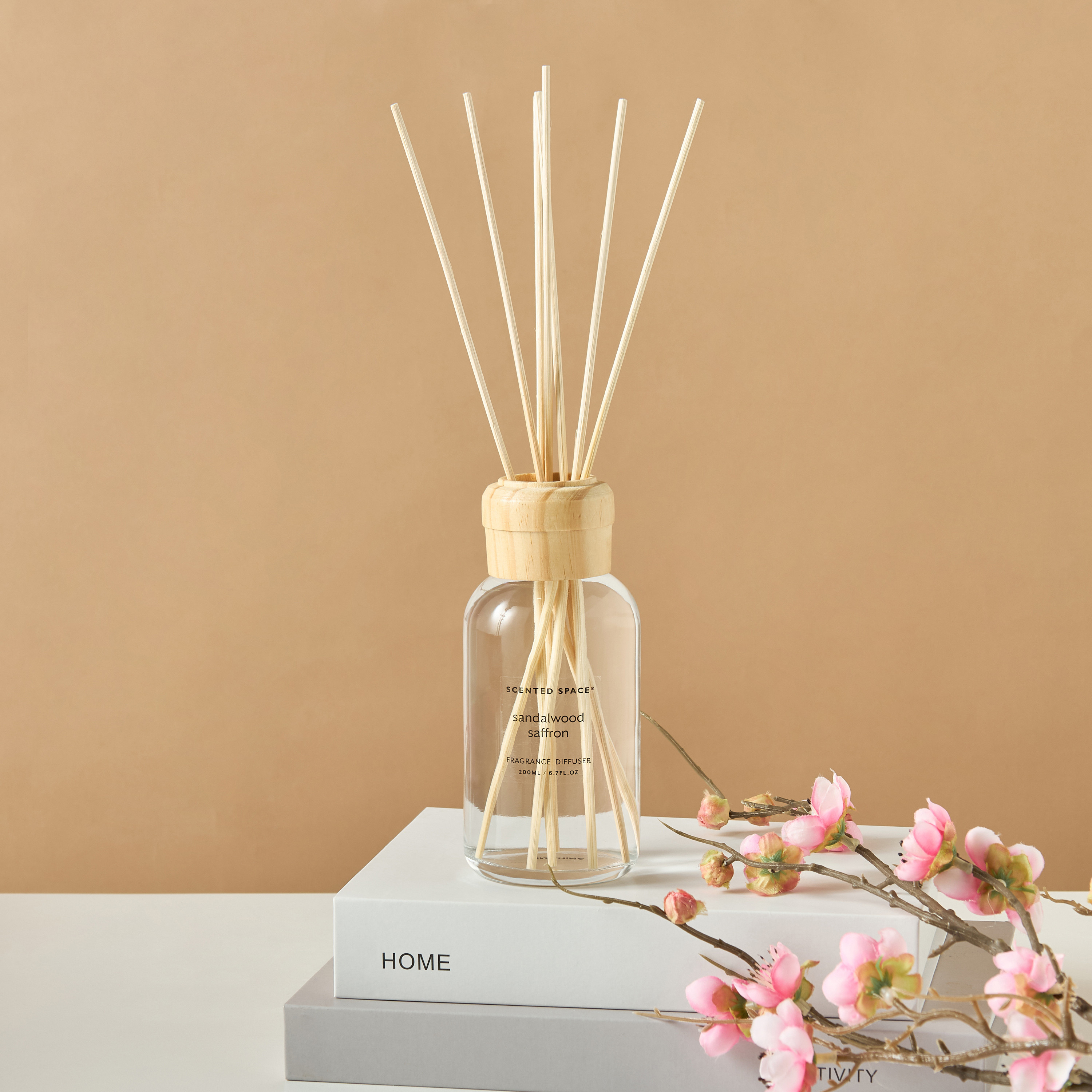 موزع عطور برائحة أمبريان وودز من سينتد سبيس - 200 مل-household-homefragrance-reeddiffusers-image-3