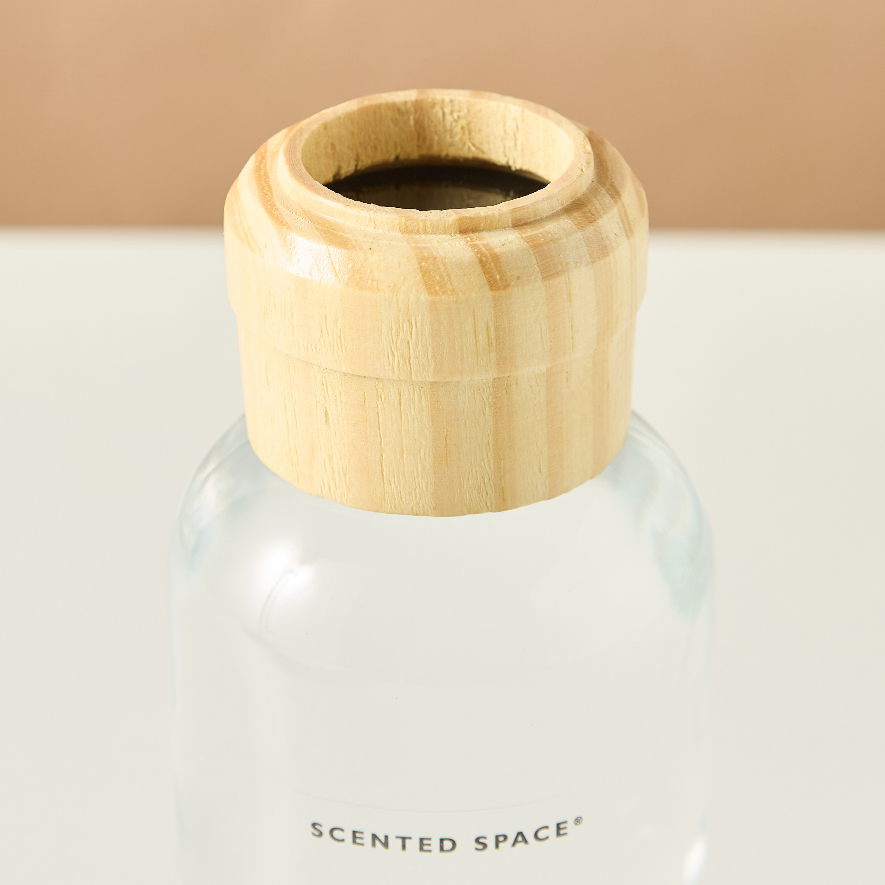 Scented Space Amberian Woods Reed Diffuser - 200 ml-household-homefragrance-reeddiffusers-image-4