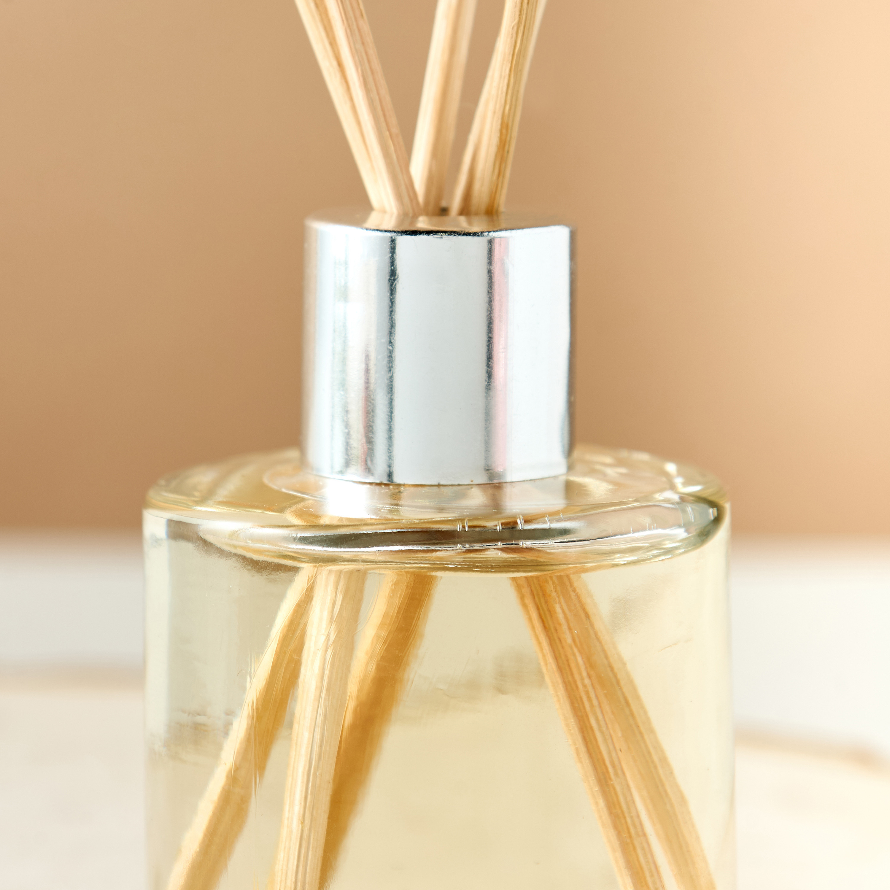 Elements Rose and Black Oud Reed Diffuser - 50 ml-household-homefragrance-reeddiffusers-image-3