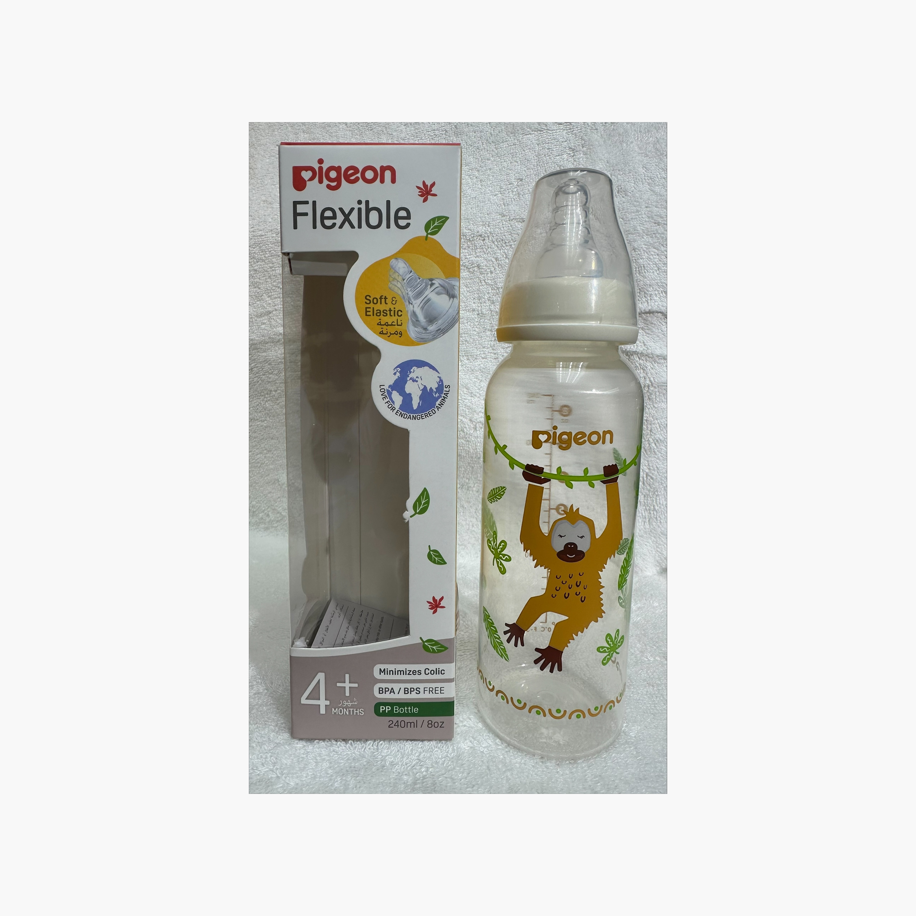 Pigeon Slim Neck Feeding Bottle - White - 240 ml-baby-feeding-feedingbottles-bottlesandteats-image-1