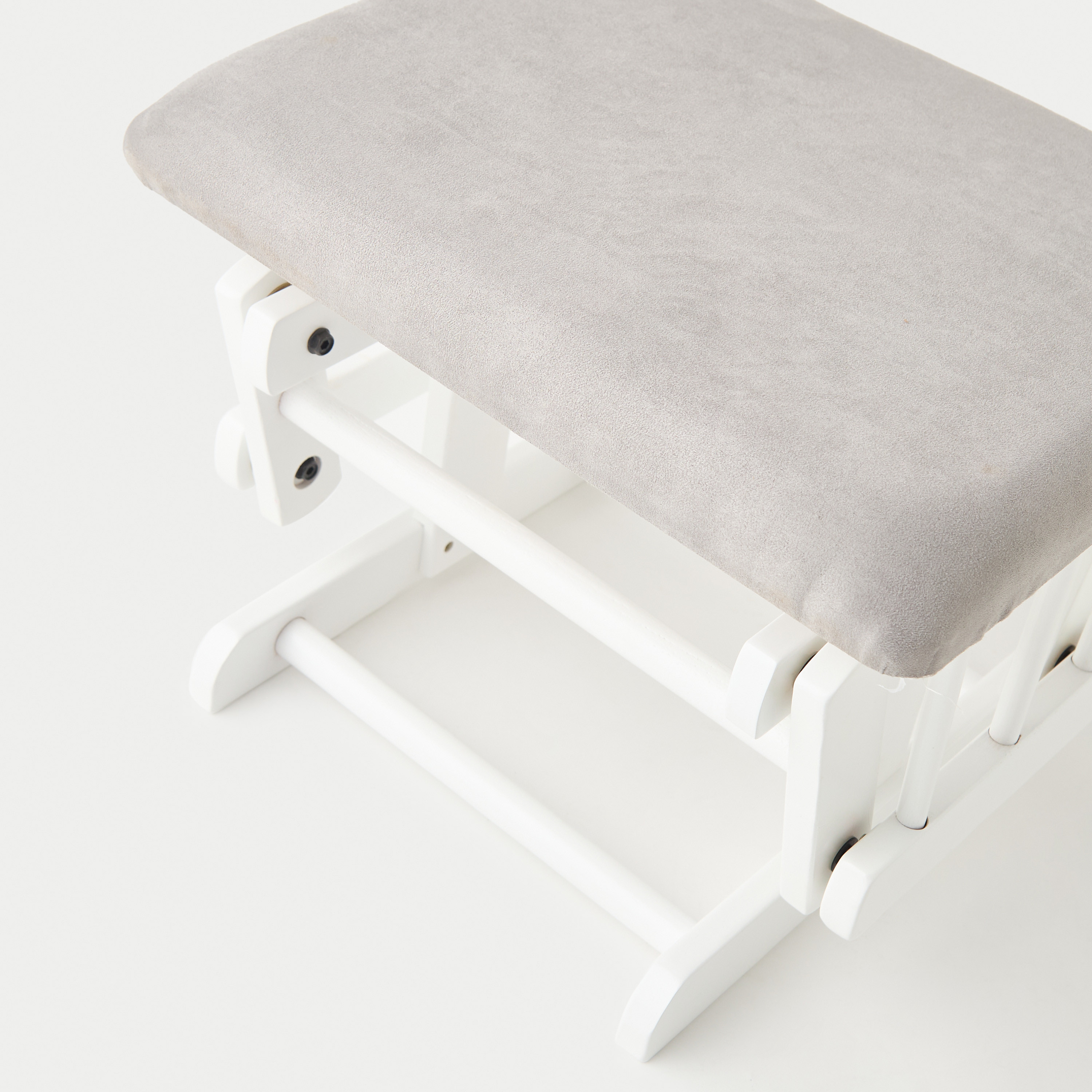 Juniors Glider Chair with Ottoman-baby-nursery-furniture-rockingchairs-image-14