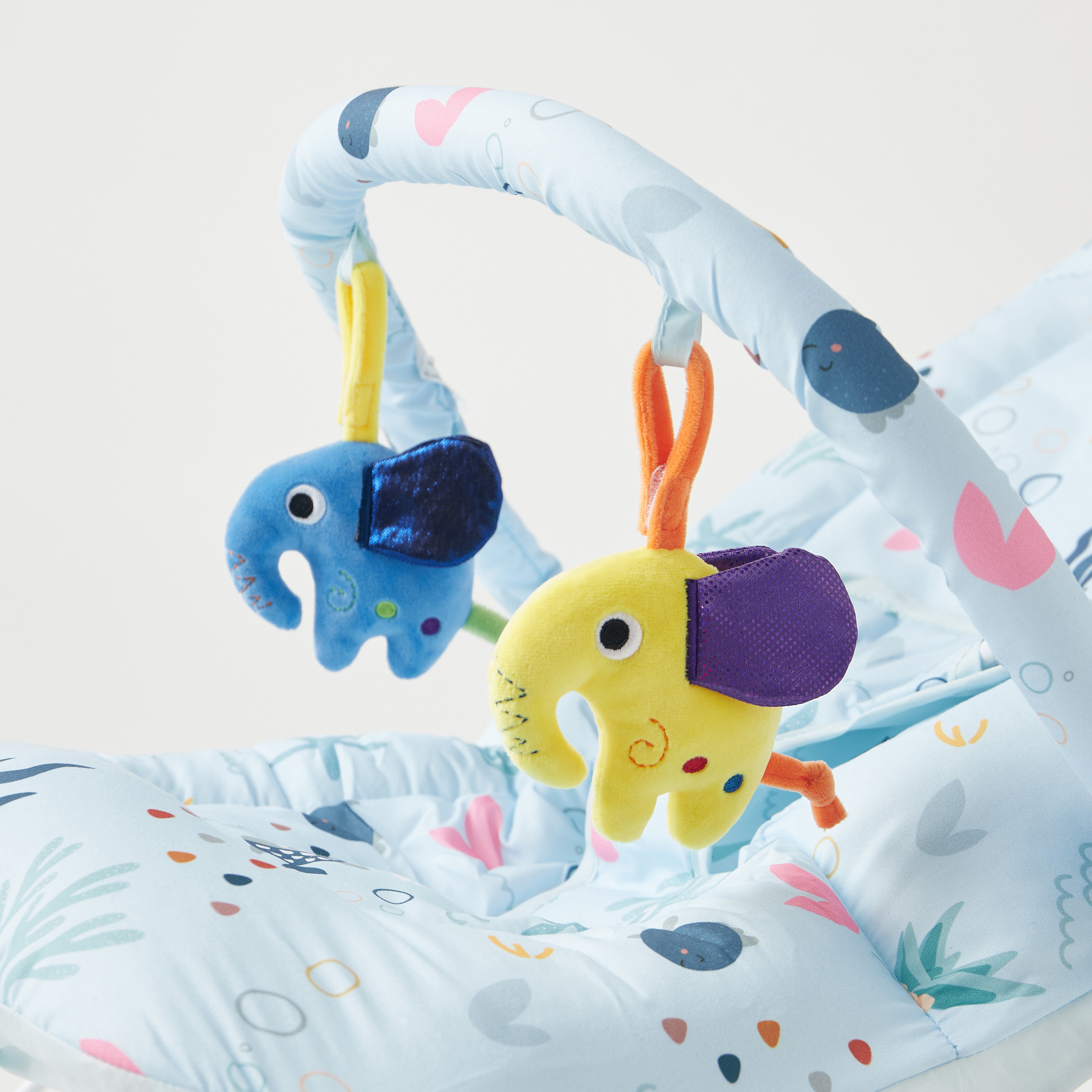 Juniors Pluma Printed Baby Bouncer-baby-infantactivity-bouncers-image-5