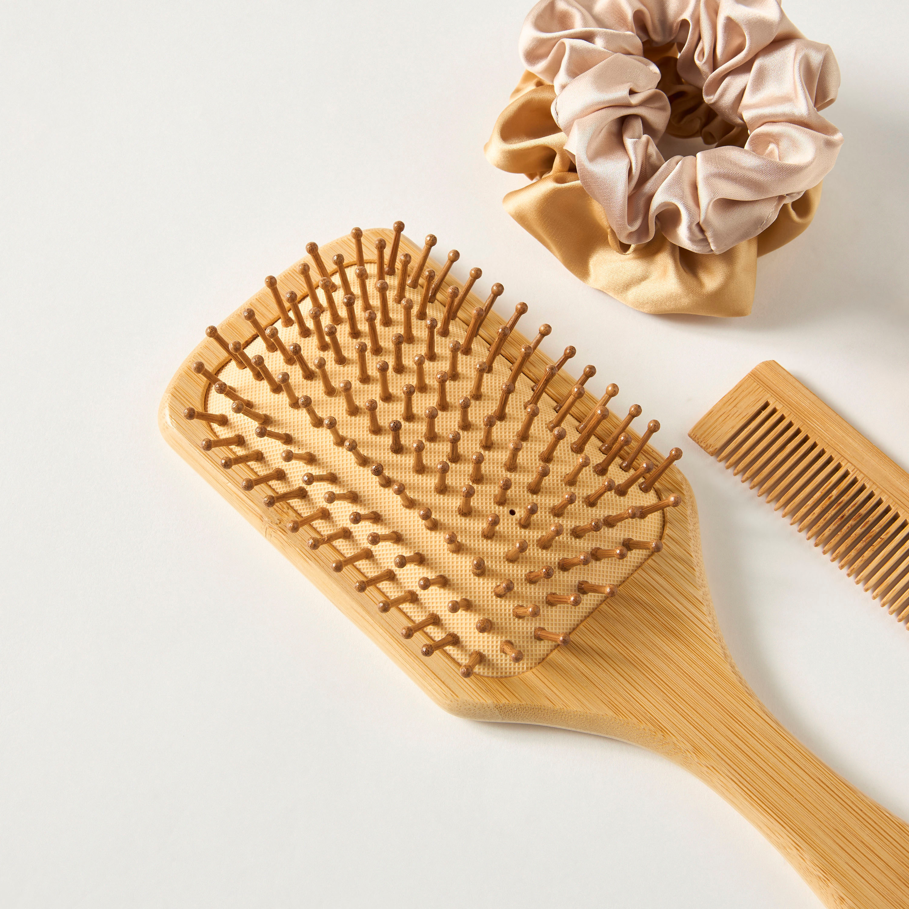 Assorted 6-Piece Hairbrush and Accessories Gift Set-women-hairaccessories-sets-image-2