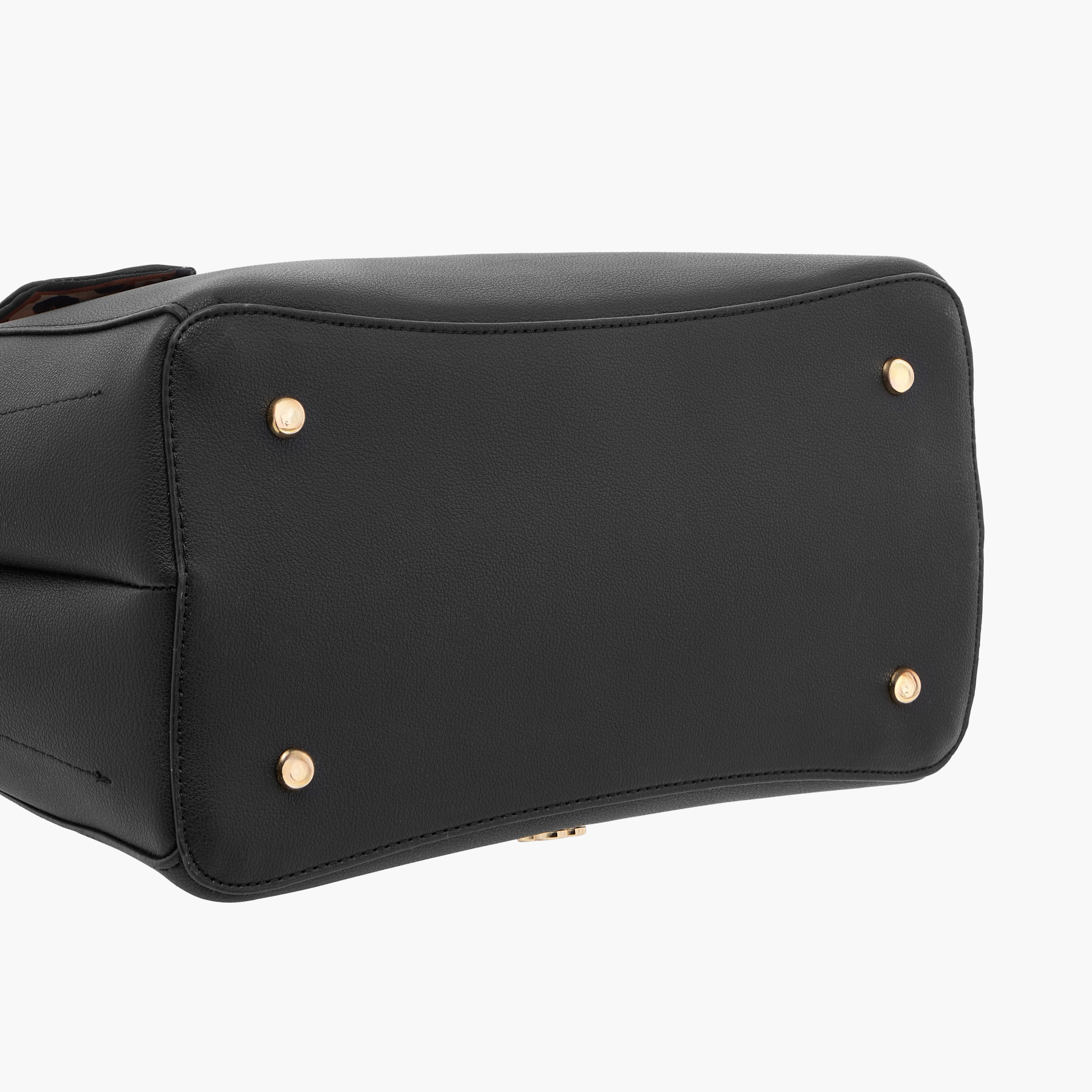 شنطة توتي سادة بسحاب إغلاق وتفاصيل وشاح من بيسي لندن-women-bagsandwallets-handbags-image-7