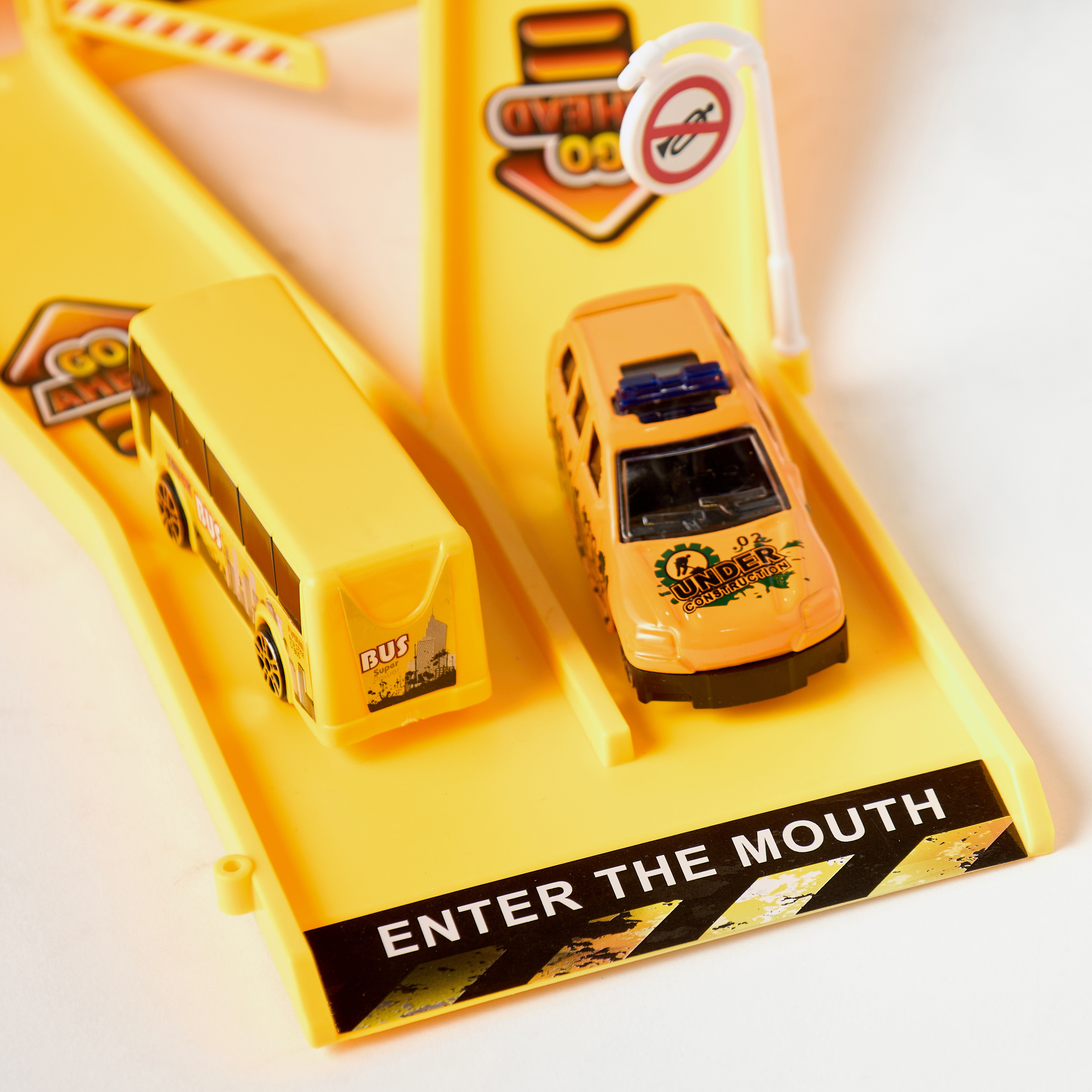 Engineering 26-Piece Track and Vehicle Playset-toys-playvehicles-vehicleplaysets-image-3