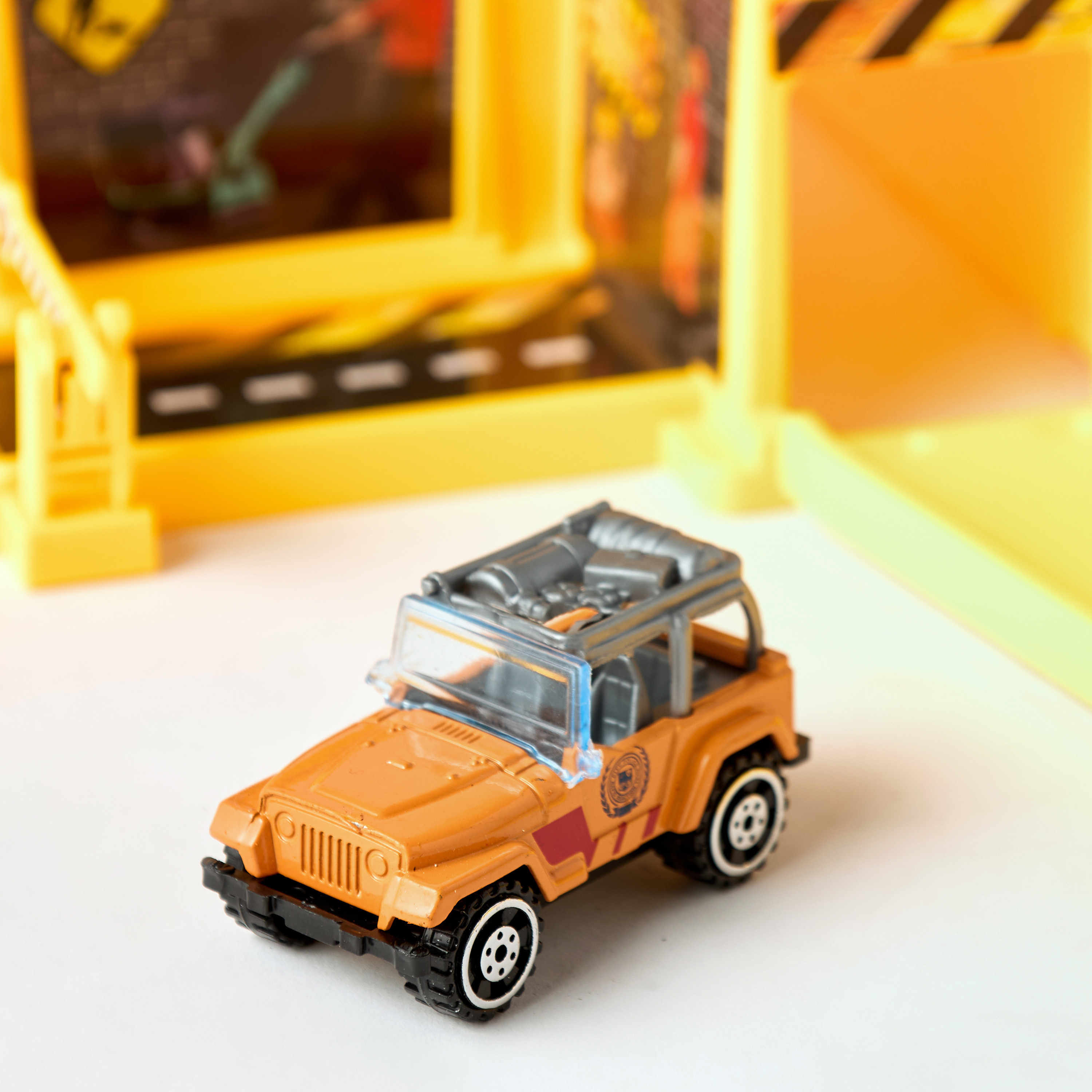 Engineering 26-Piece Track and Vehicle Playset-toys-playvehicles-vehicleplaysets-image-4