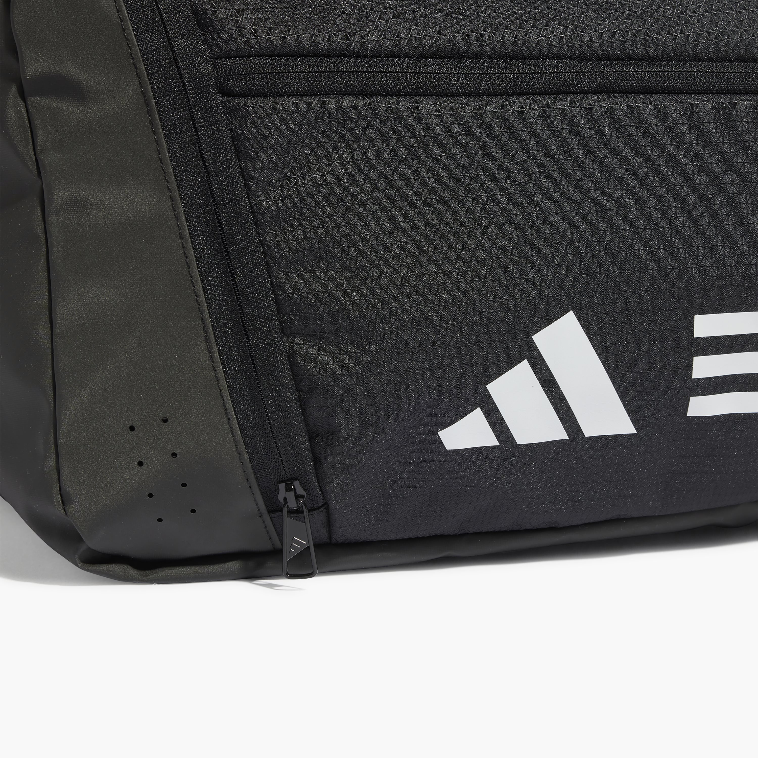 adidas Essentials Logo 3 Stripes Duffel Bag Medium IP9863 | OE-sports-gear-gym-image-5