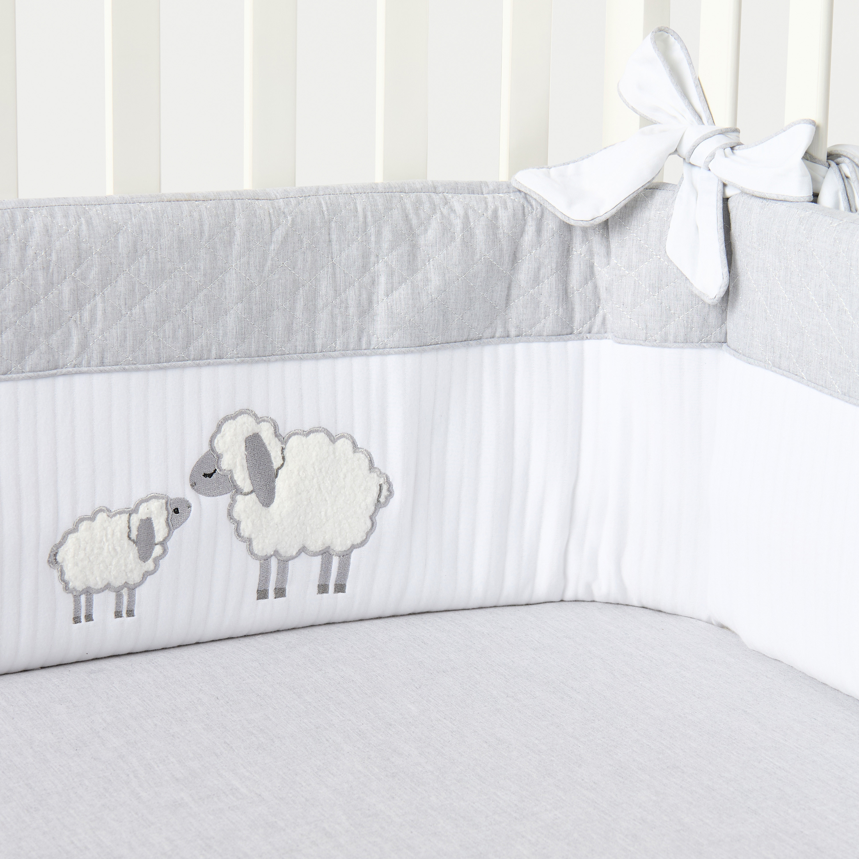 Giggles Sheep Applique Cot Bumper - 30x400 cm-baby-nursery-babybedding-image-5