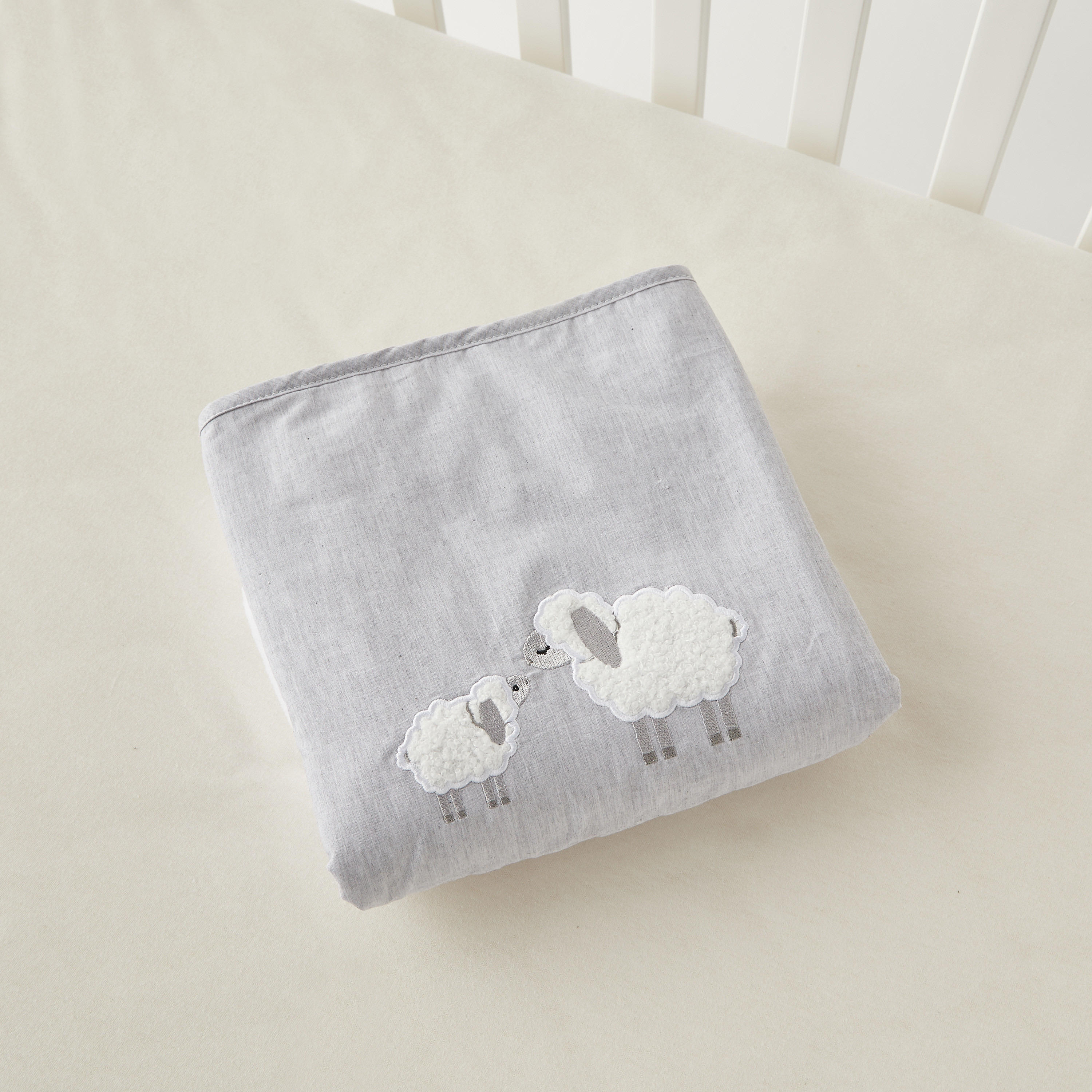 Giggles Sheep Applique Fleece Raschel Blanket-baby-nursery-blanketsandswaddles-blanketsandquilts-image-4