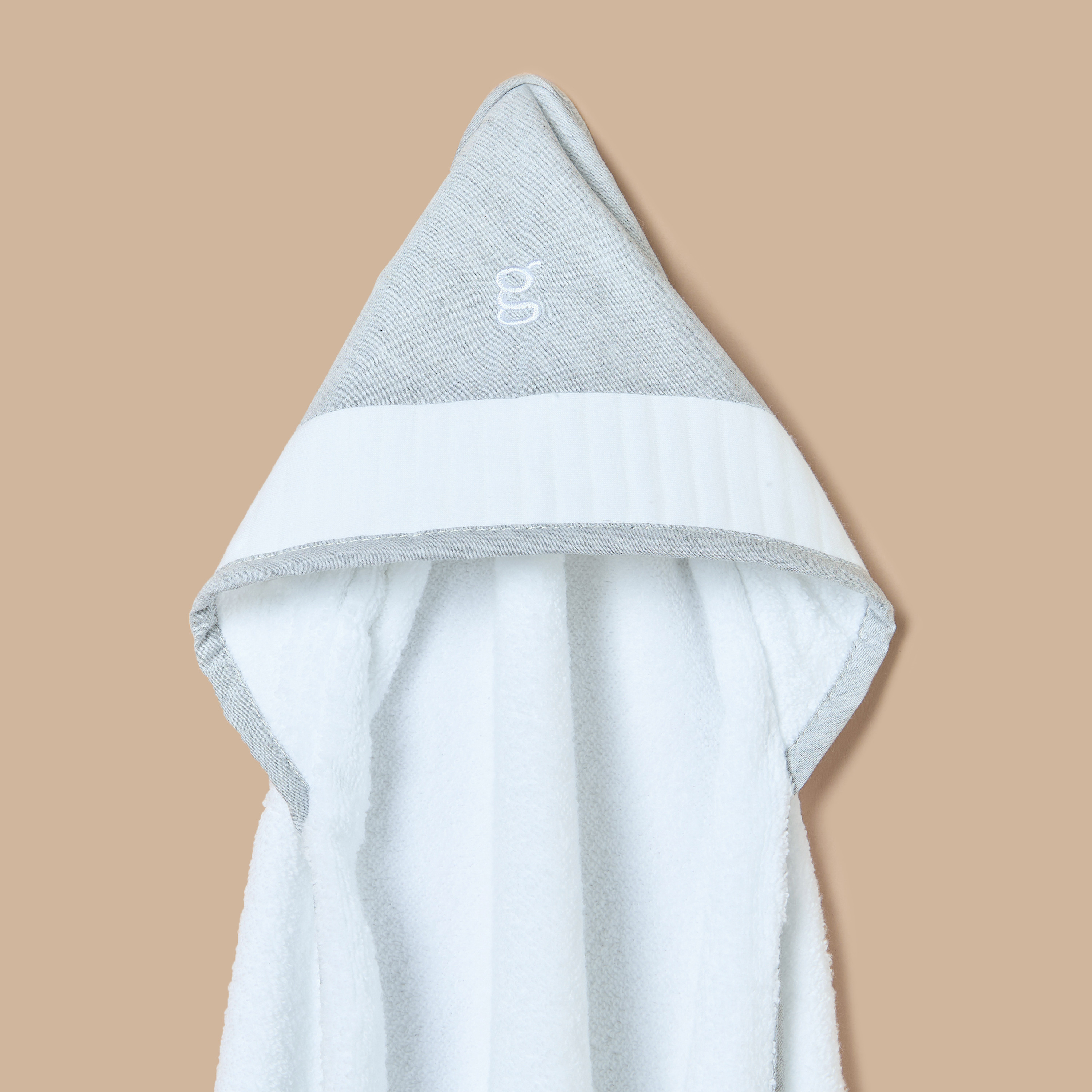 Giggles Coloublock Hooded Towel - 75x75 cm-baby-bathandcare-towels-image-2