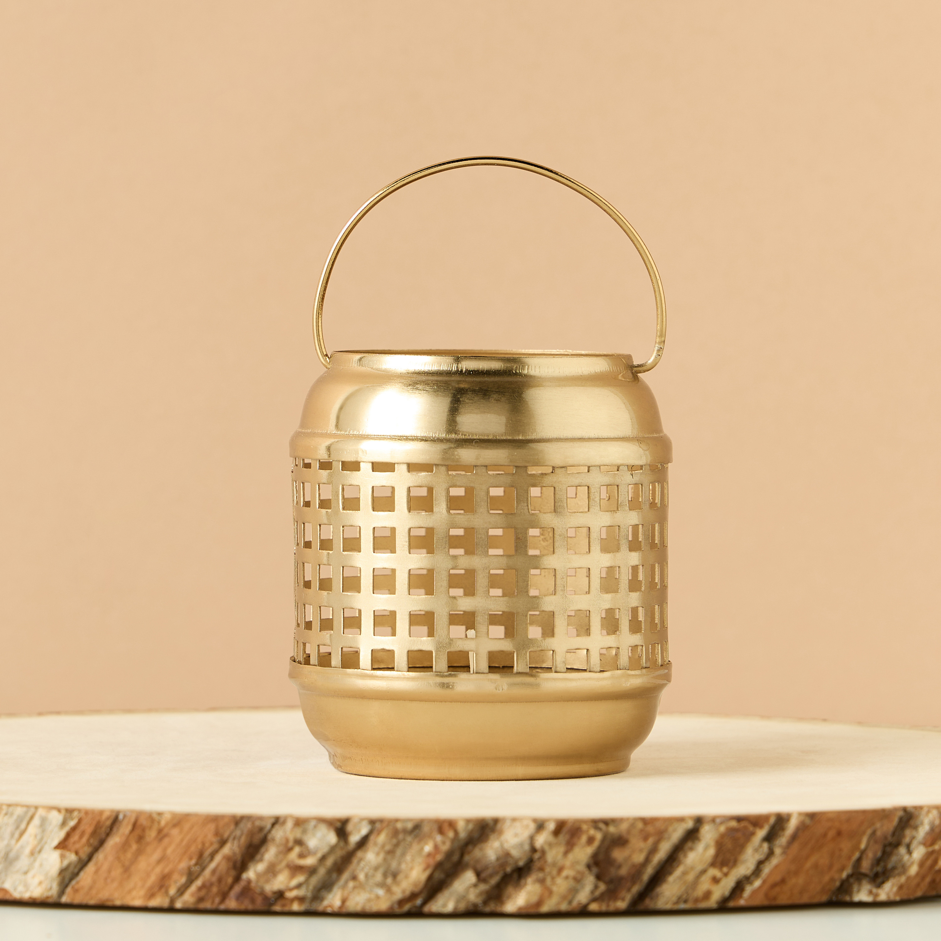حامل شموع معدن صغير - 9 سم-household-decor-candleholdersandlanterns-image-1