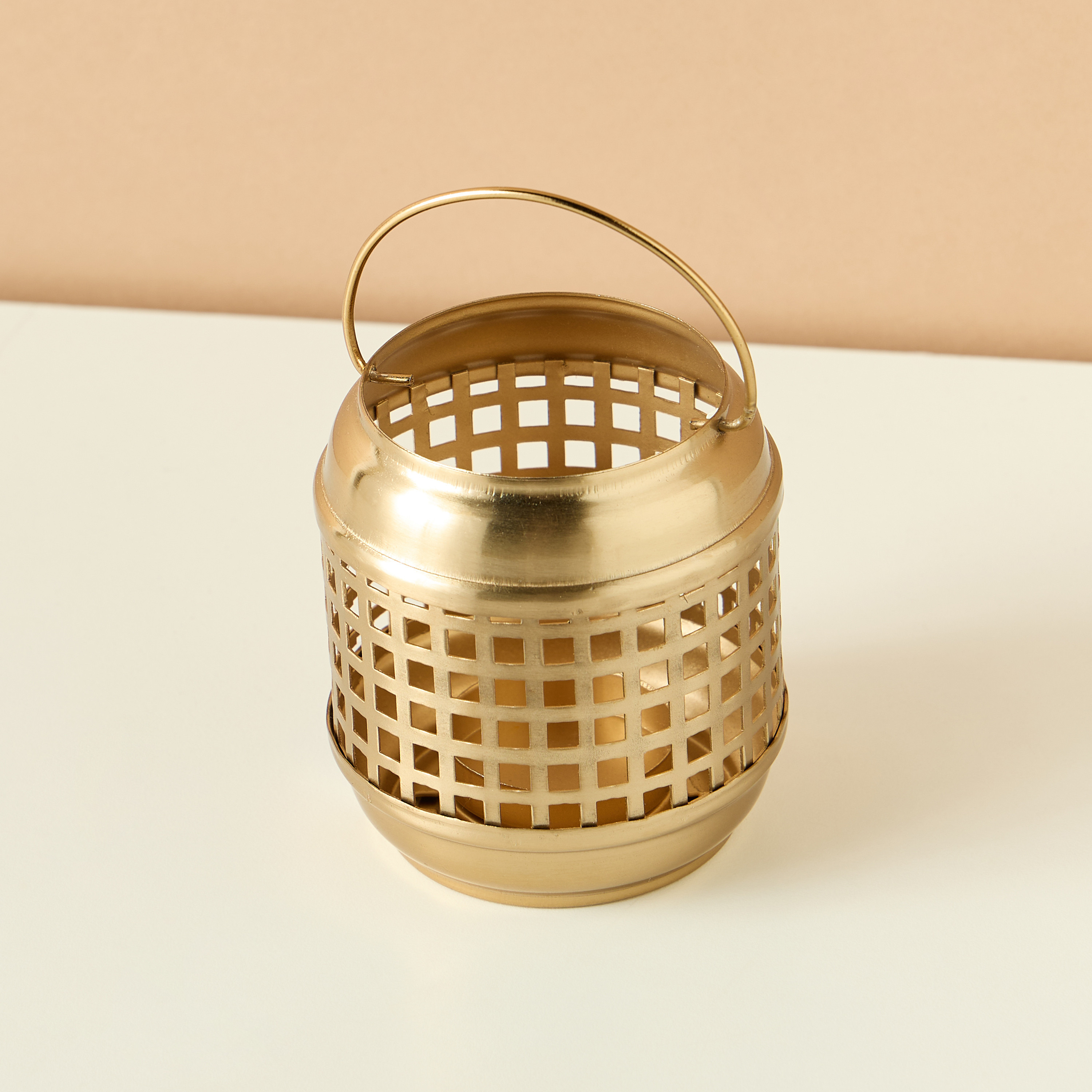 حامل شموع معدن صغير - 9 سم-household-decor-candleholdersandlanterns-image-3