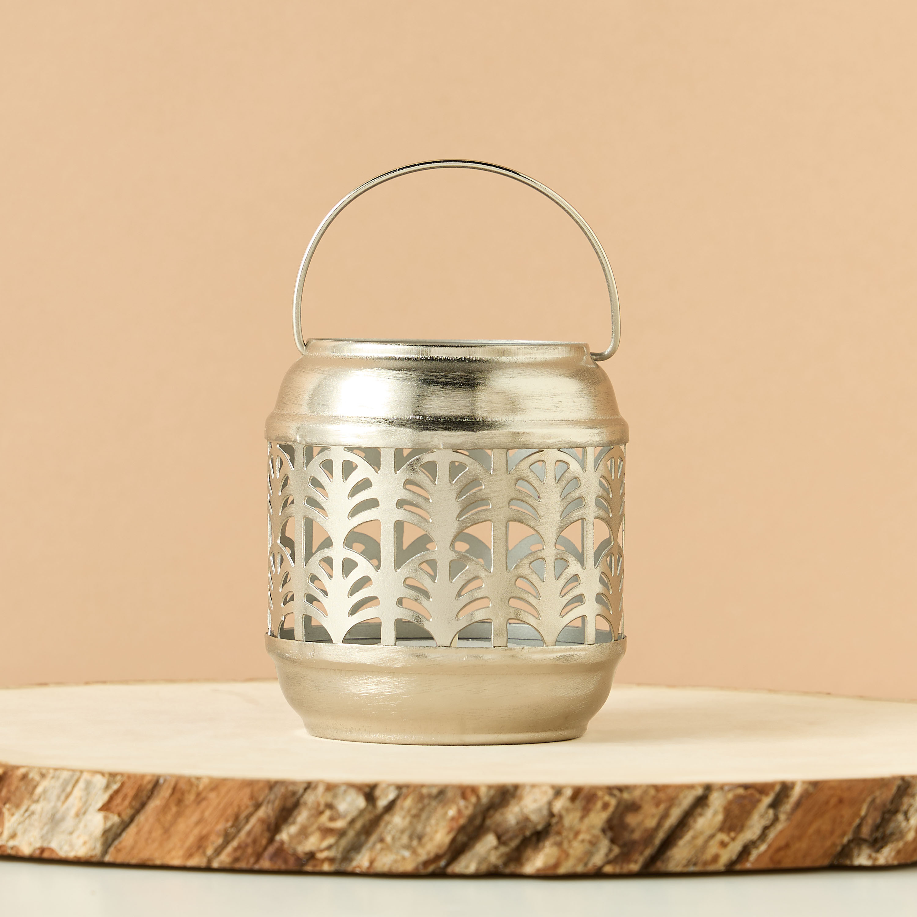 Metal Cutwork Detail Candleholder with Handle - 9 cms-household-decor-candleholdersandlanterns-image-1