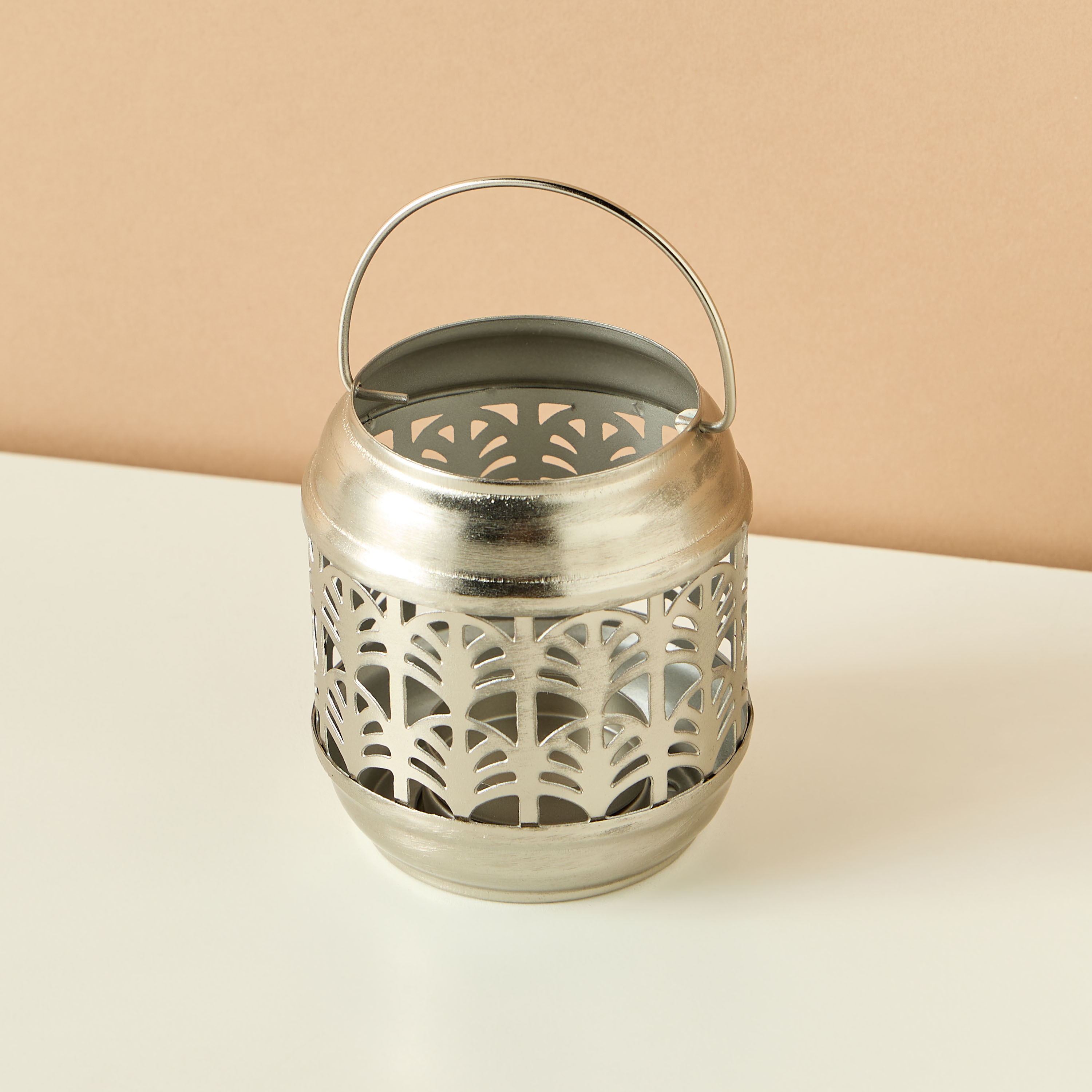 Metal Cutwork Detail Candleholder with Handle - 9 cms-household-decor-candleholdersandlanterns-image-3