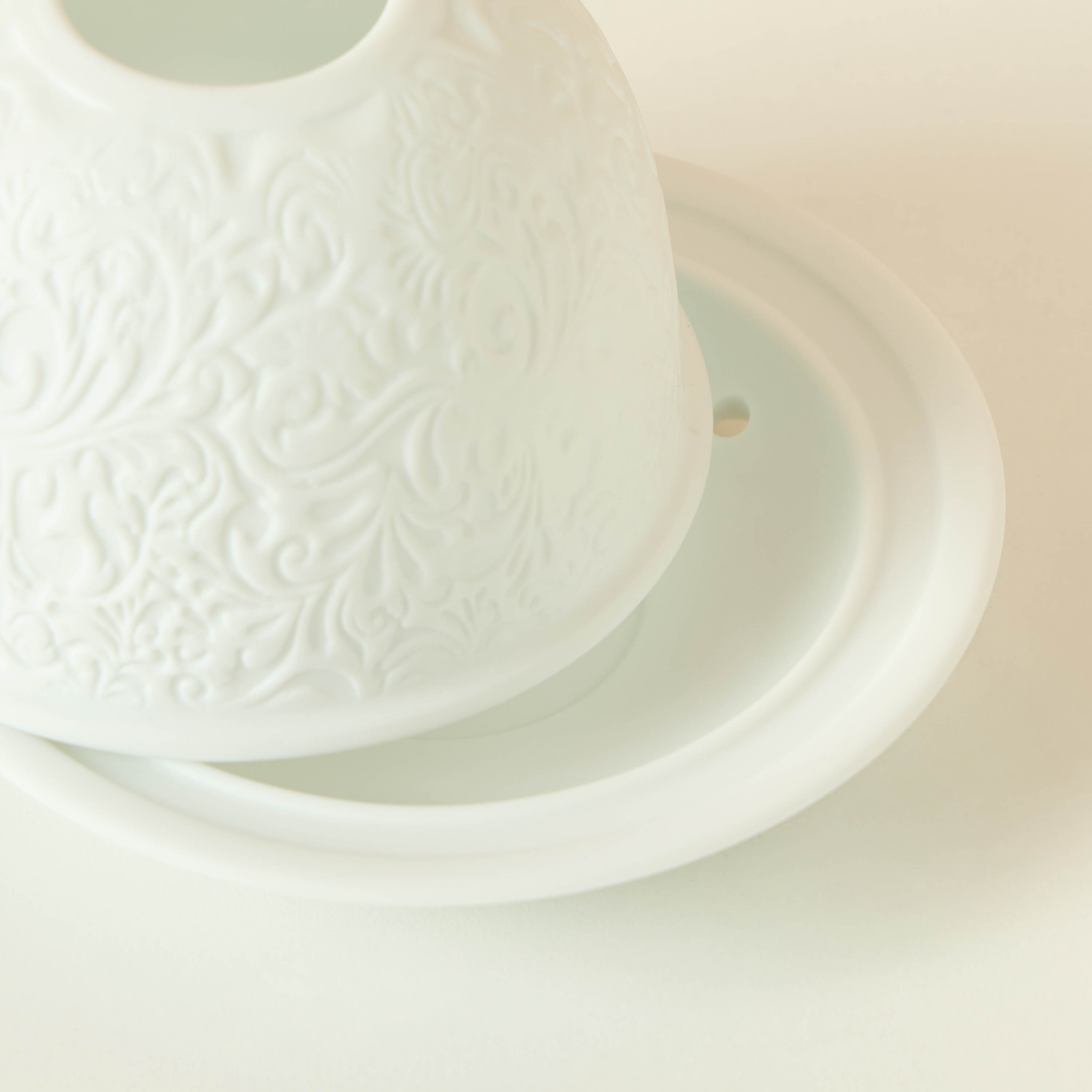 Ornate Ceramic Tealight Candleholder - 12x8 cms-household-decor-candleholdersandlanterns-image-5
