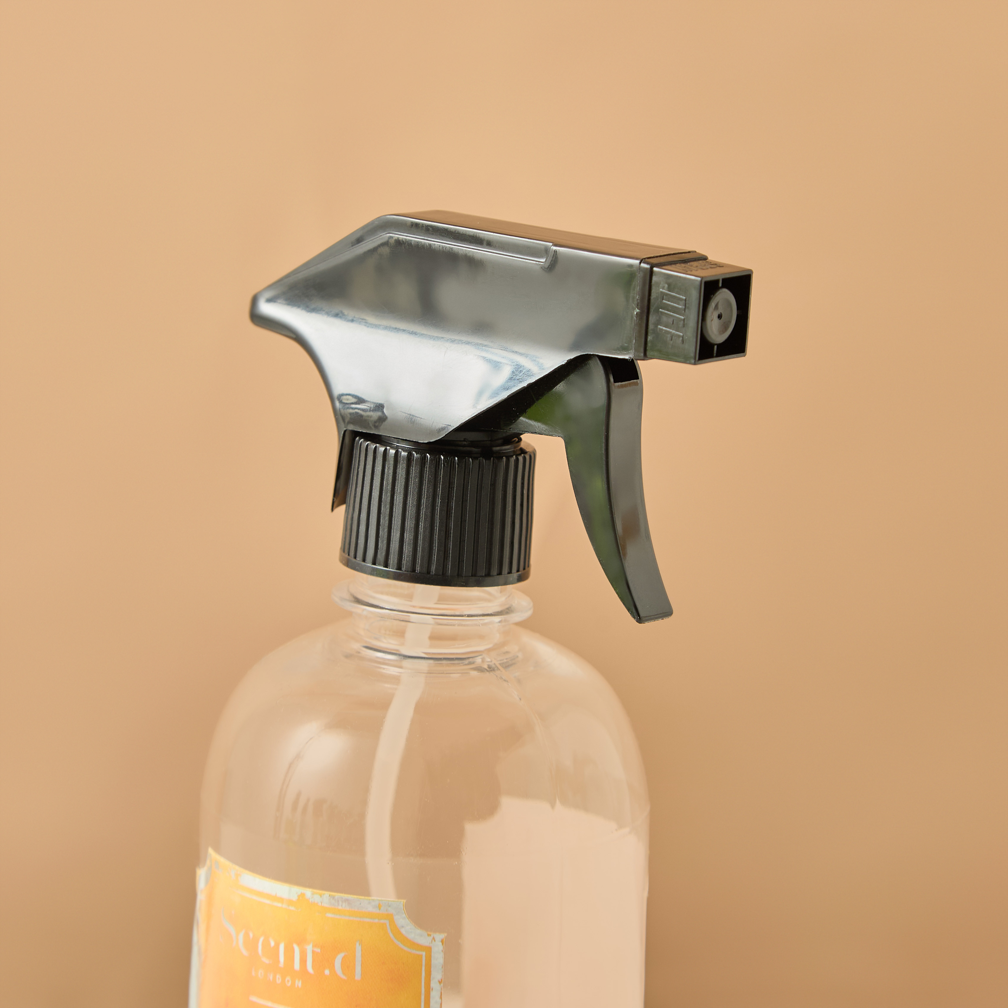 معطّر غرف آمبر بلوسوم من إل بي دي بي - 500 مل-household-homefragrance-homesprays-image-4