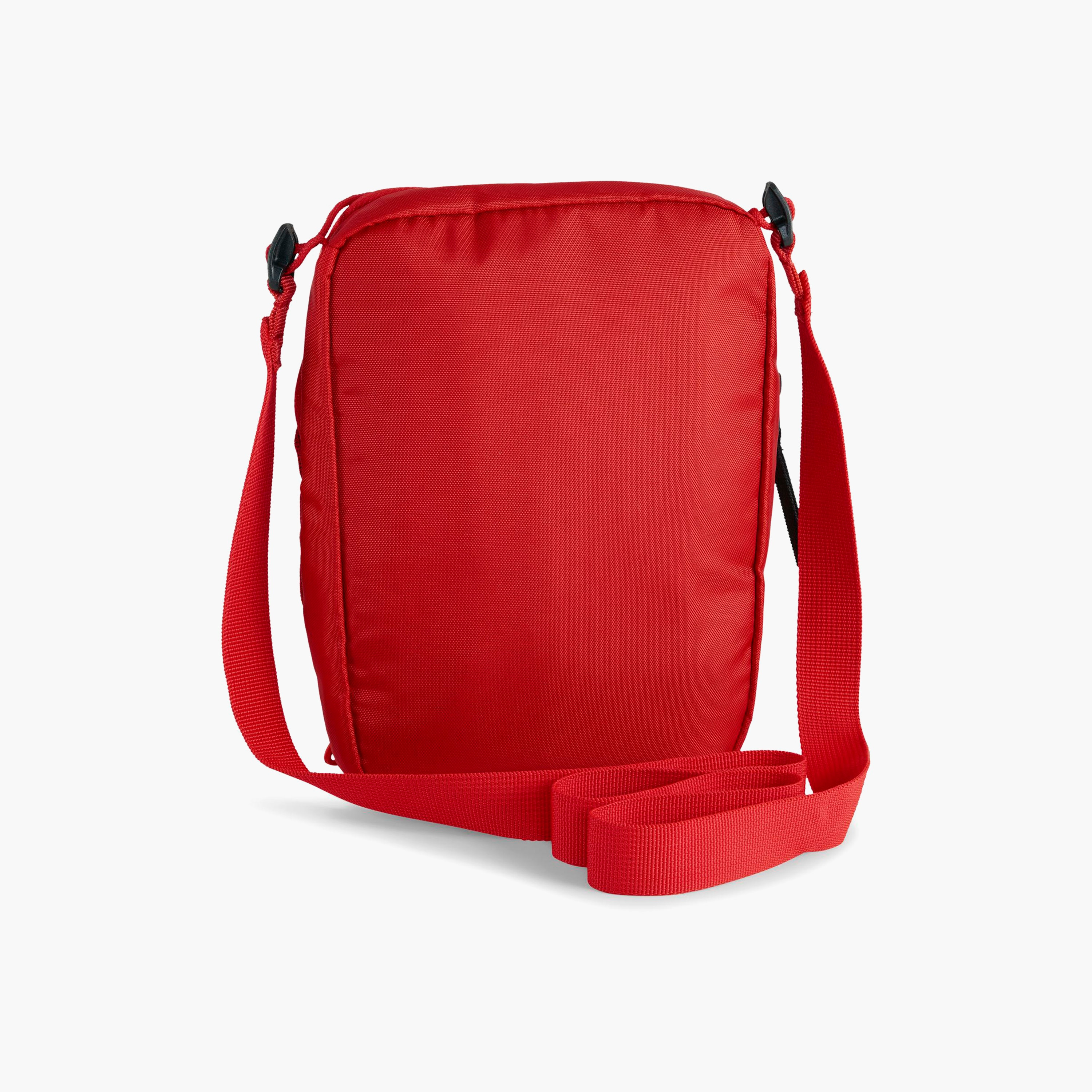 حقيبة محمولة بشعار سباق فيراري من بوما | OE-men-bags-image-3