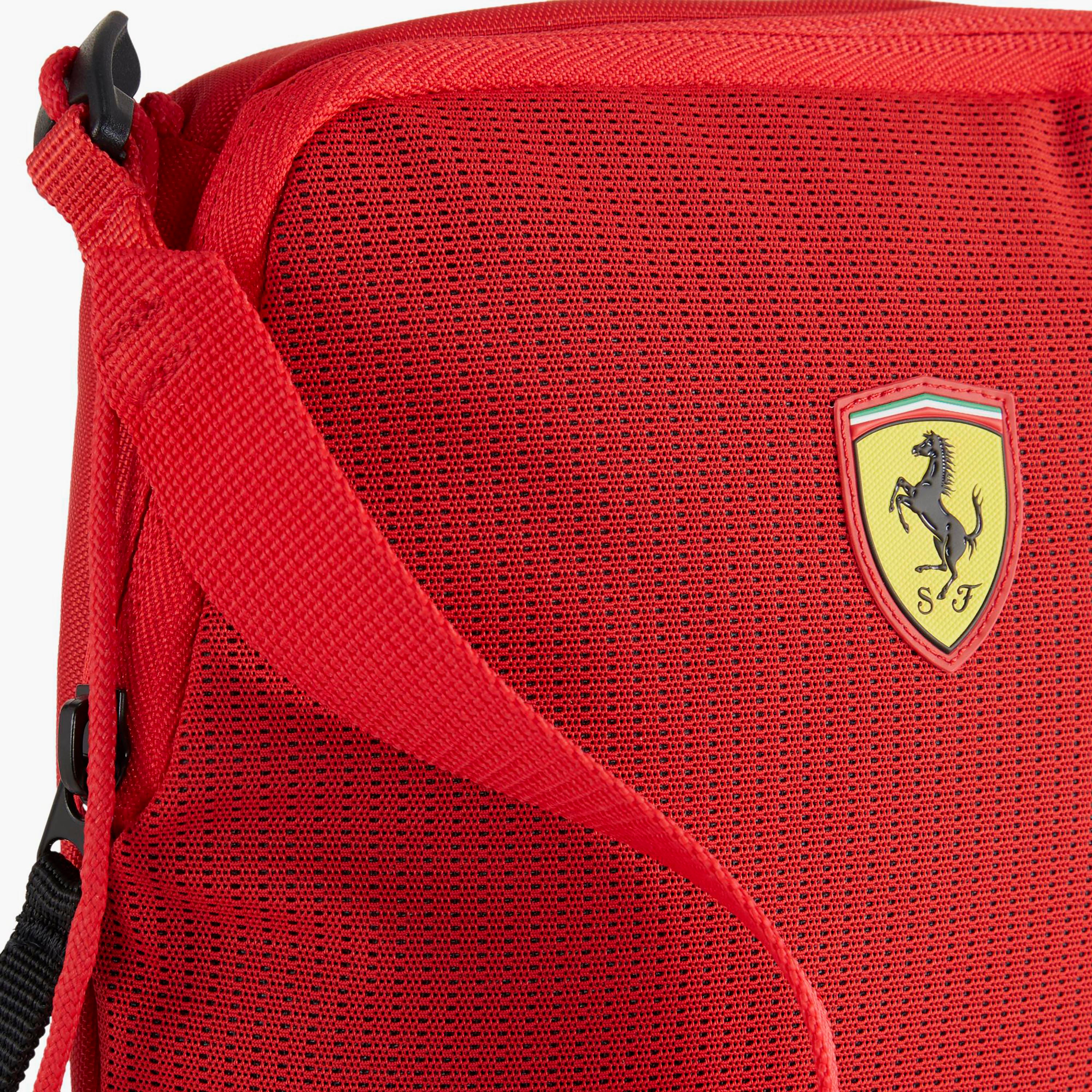 حقيبة محمولة بشعار سباق فيراري من بوما | OE-men-bags-image-4