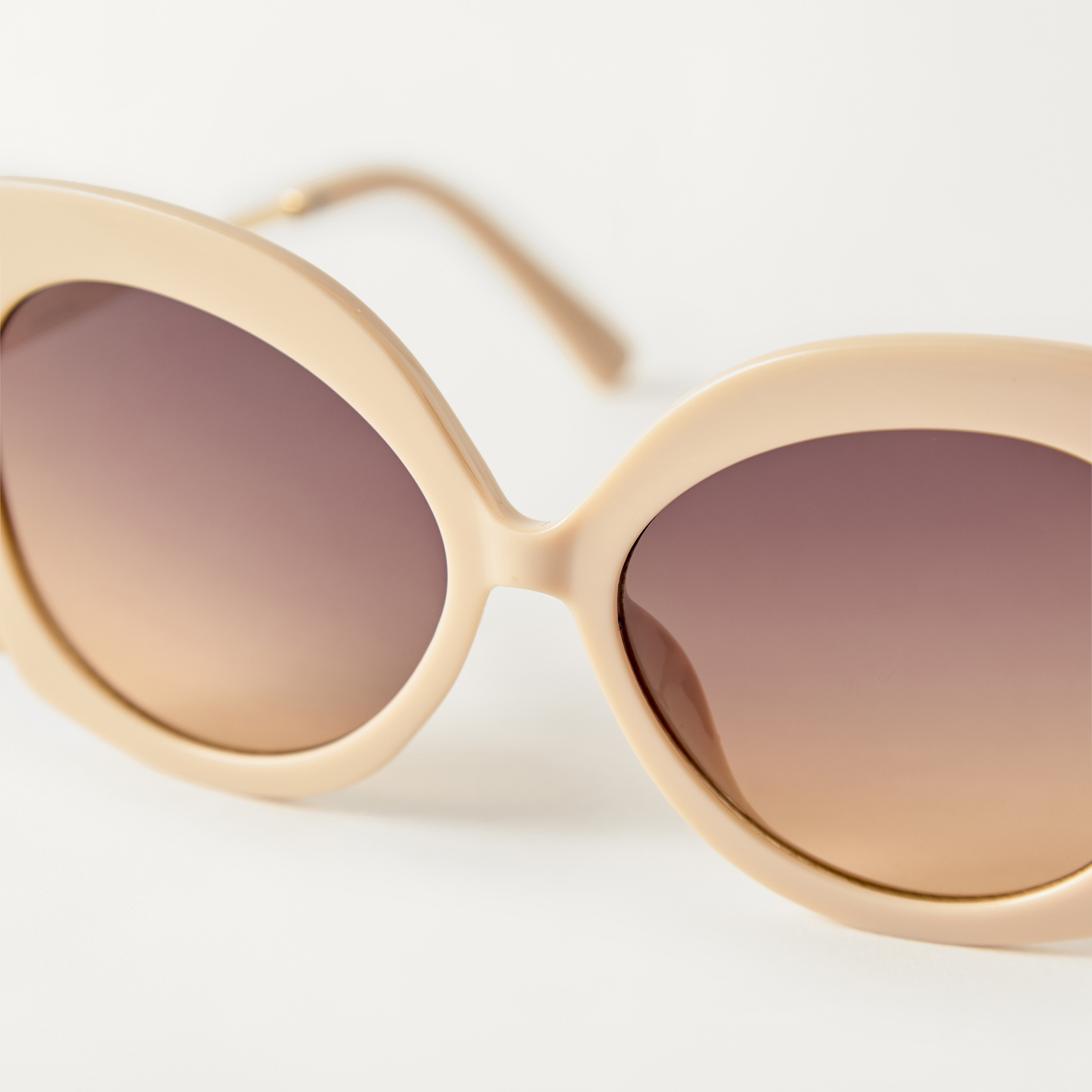 Mistotes Tinted Full Rim Oval Sunglasses-women-sunglasses-image-2