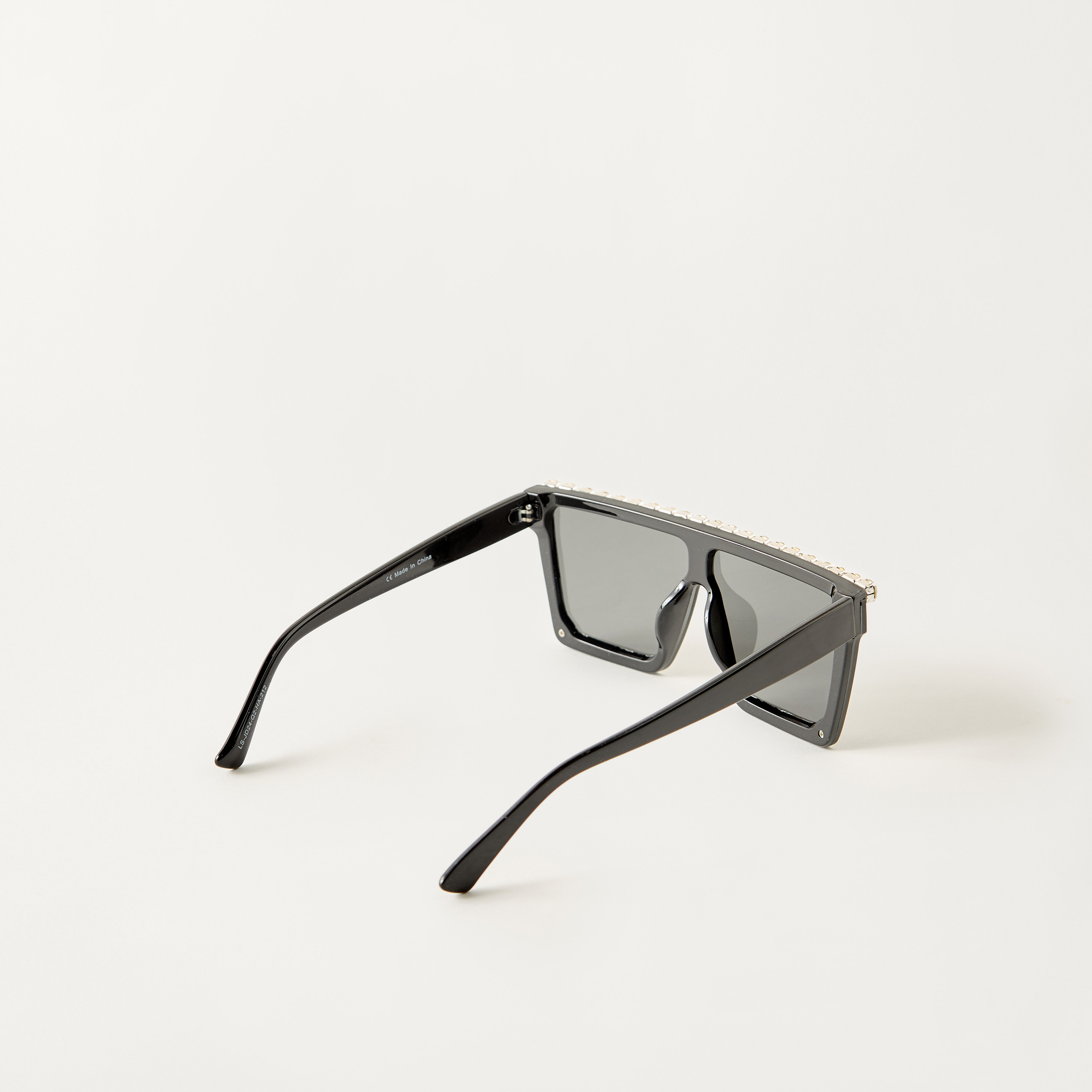 نظارة شمسية بعدسات ملونة وإطار كامل من ميستوتس-women-sunglasses-image-4