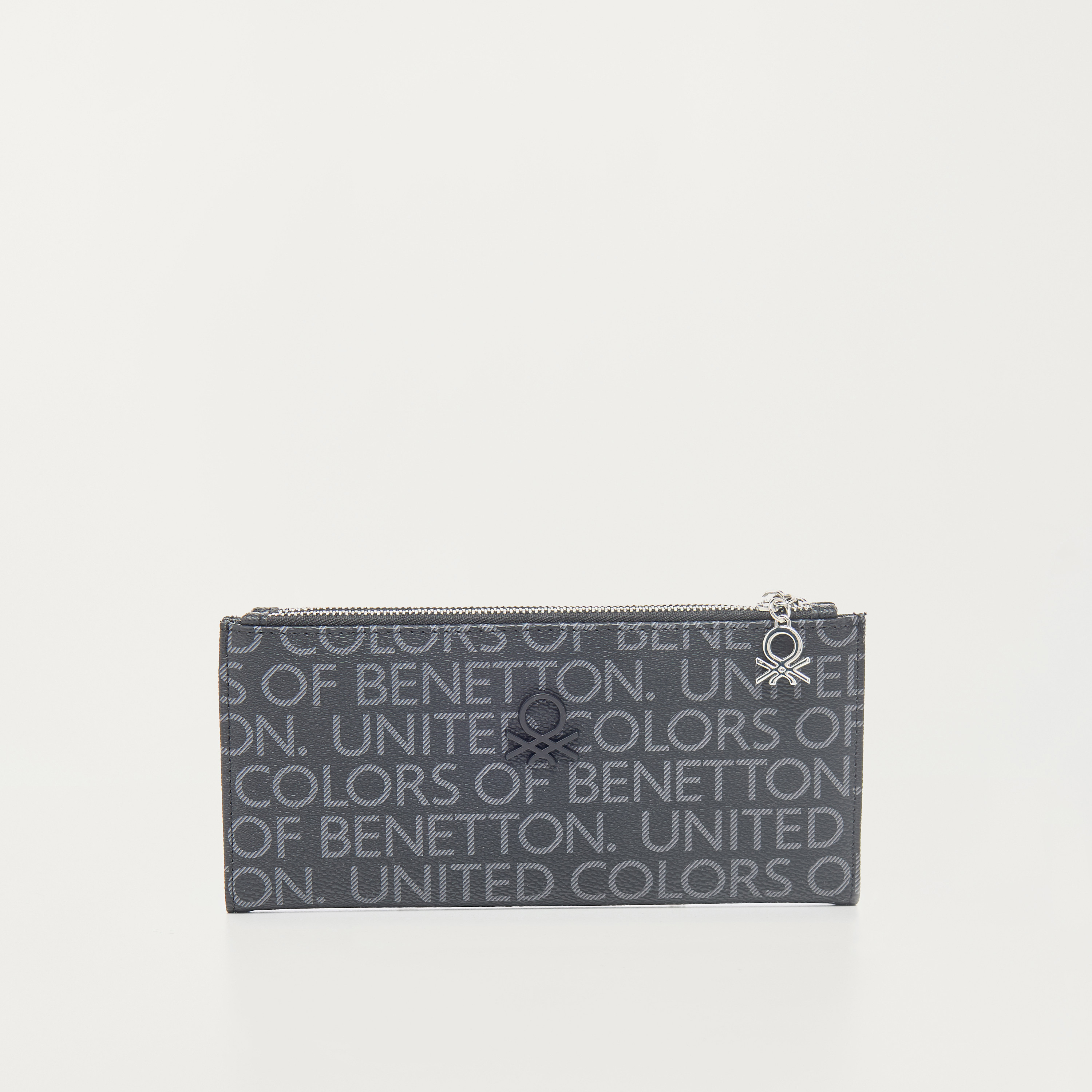 محفظة بطبعات شعار مع سحاب إغلاق من يونايتد كولورز اوف بينيتون-women-bagsandwallets-wallets-image-1