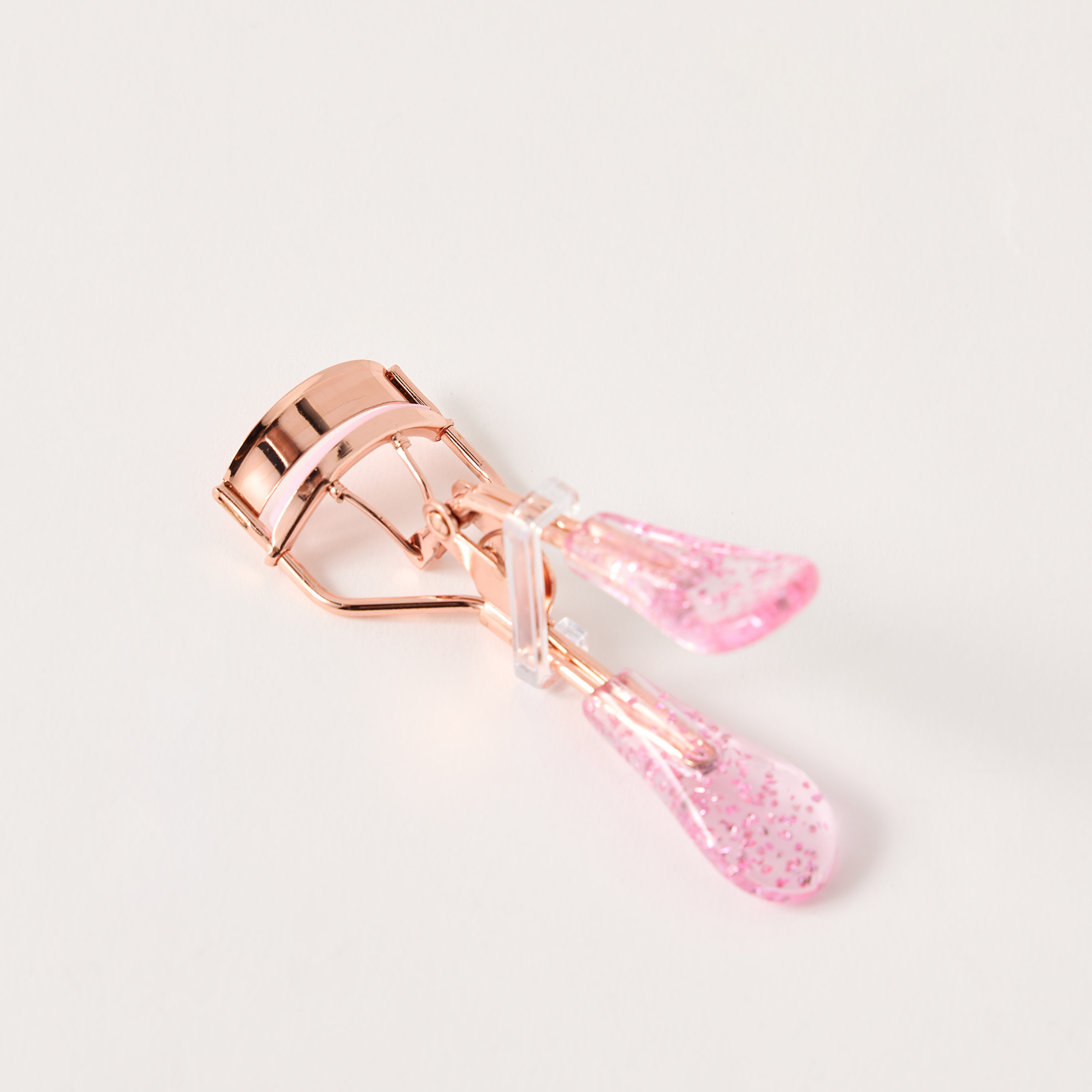 أداة تجعيد الرموش بمقبض لامع بالجليتر من فايندز-beautyandpersonalcare-makeup-brushesandaccessories-eyelashcurlers-image-1