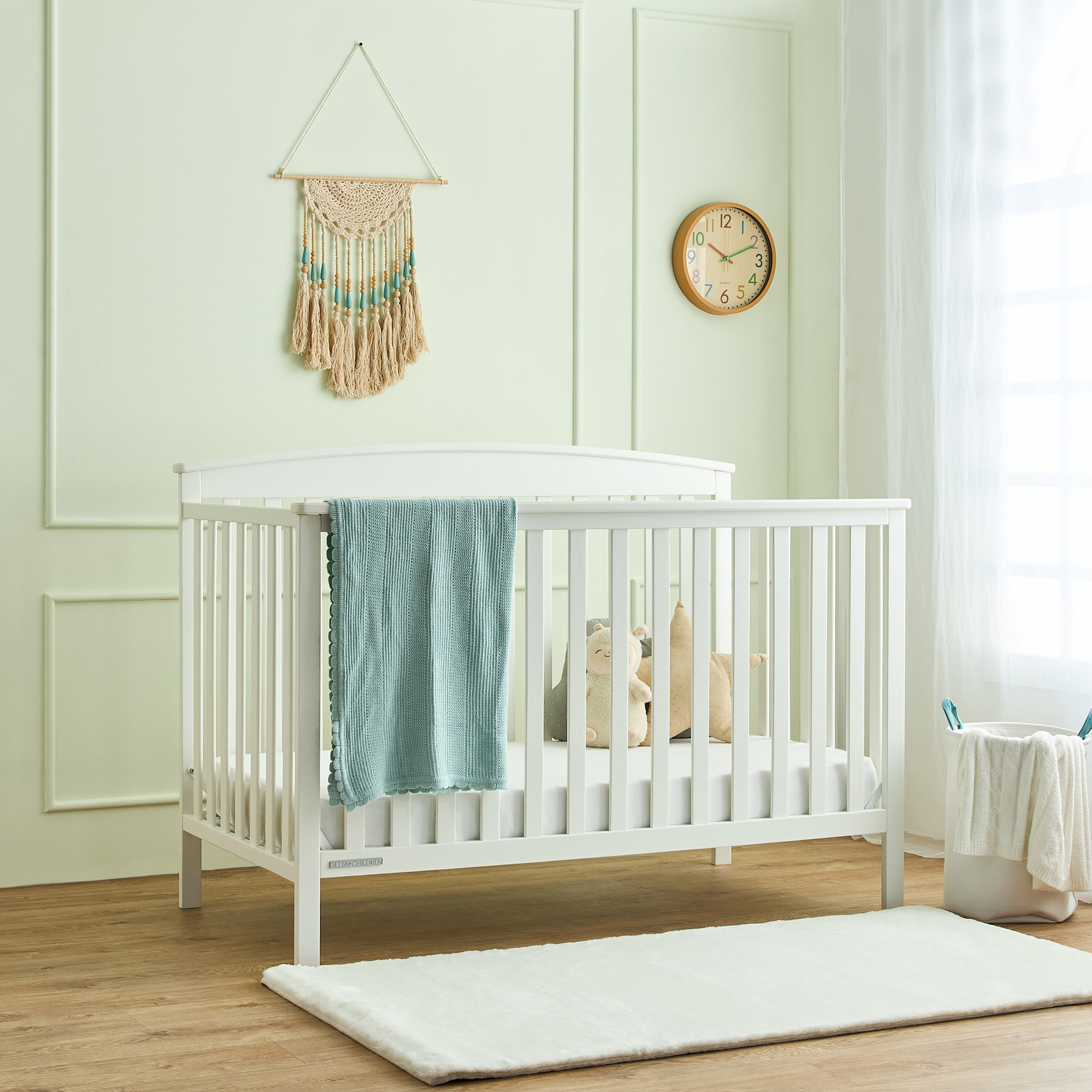 Delta Bianca Hanover Crib-baby-nursery-furniture-cribsandbeds-babycribs-image-2