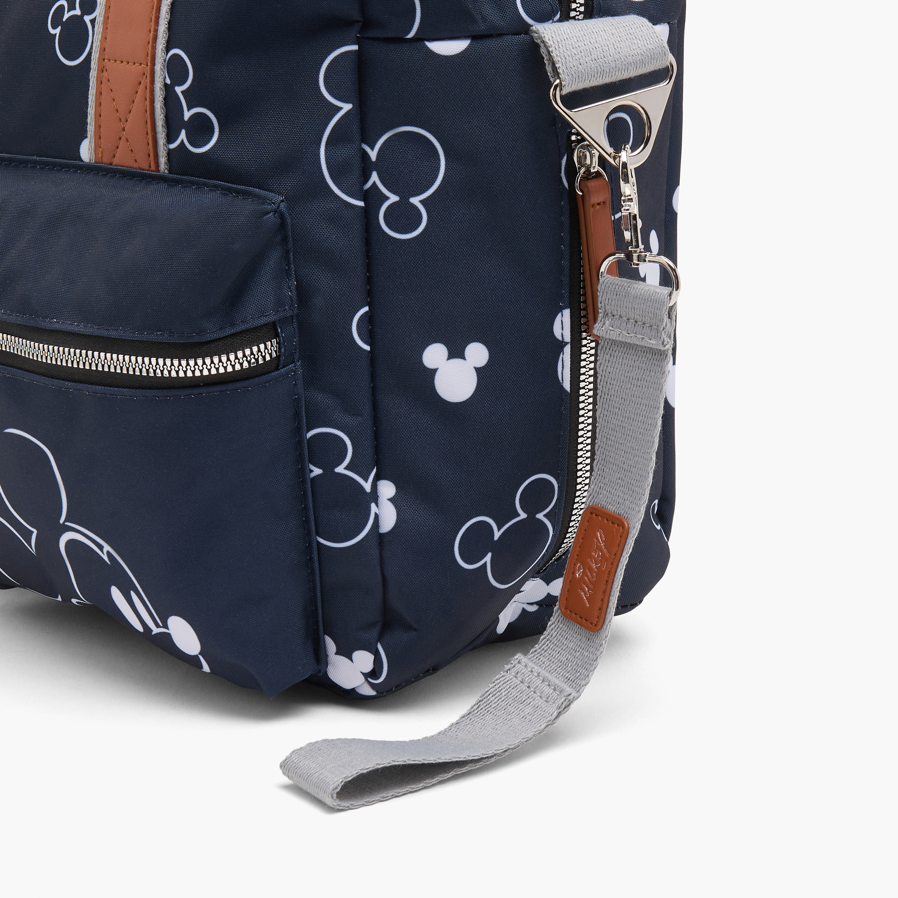 شنطة حفاضات بطبعات ميكي ماوس من ديزني-baby-gear-diaperbags-image-11