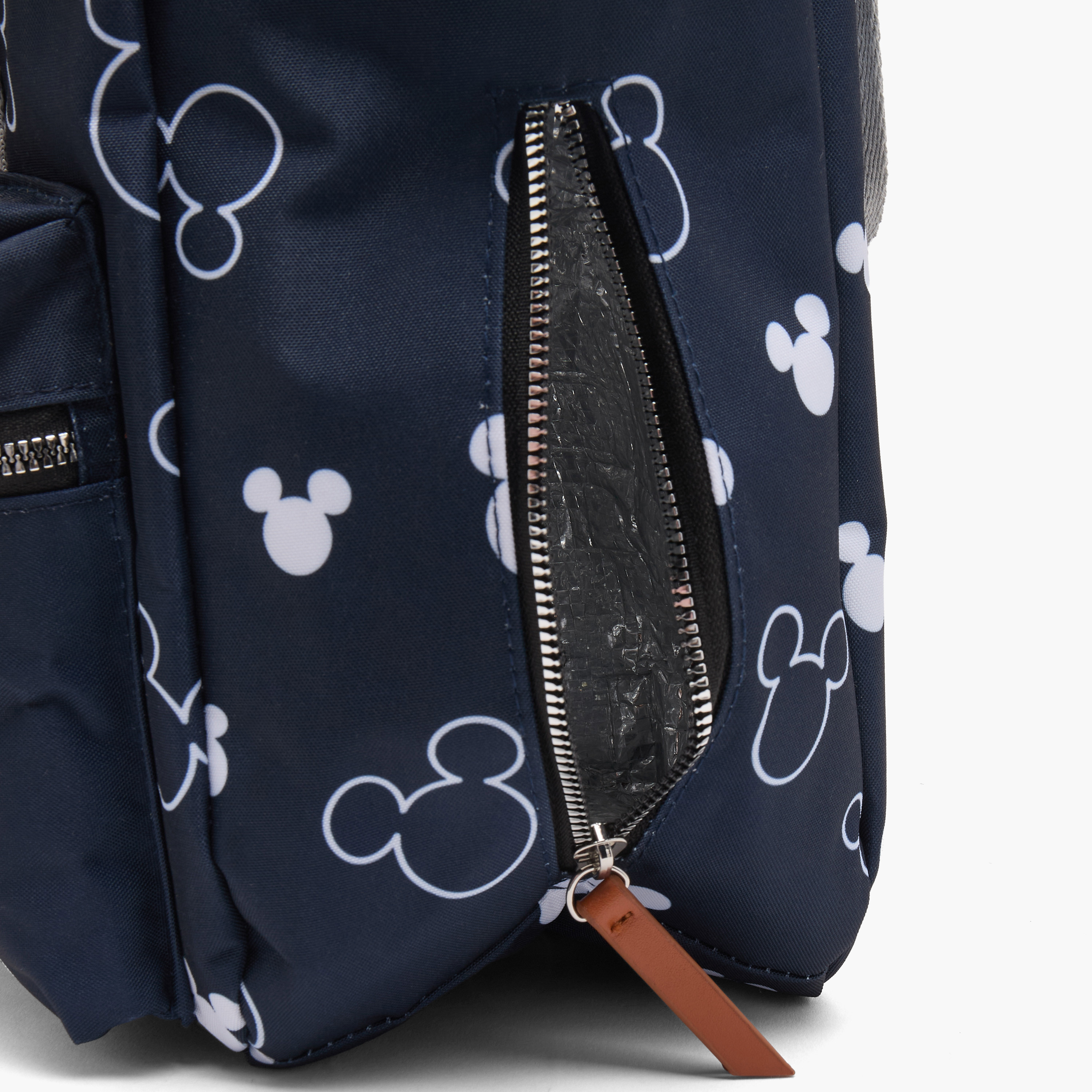 شنطة حفاضات بطبعات ميكي ماوس من ديزني-baby-gear-diaperbags-image-12