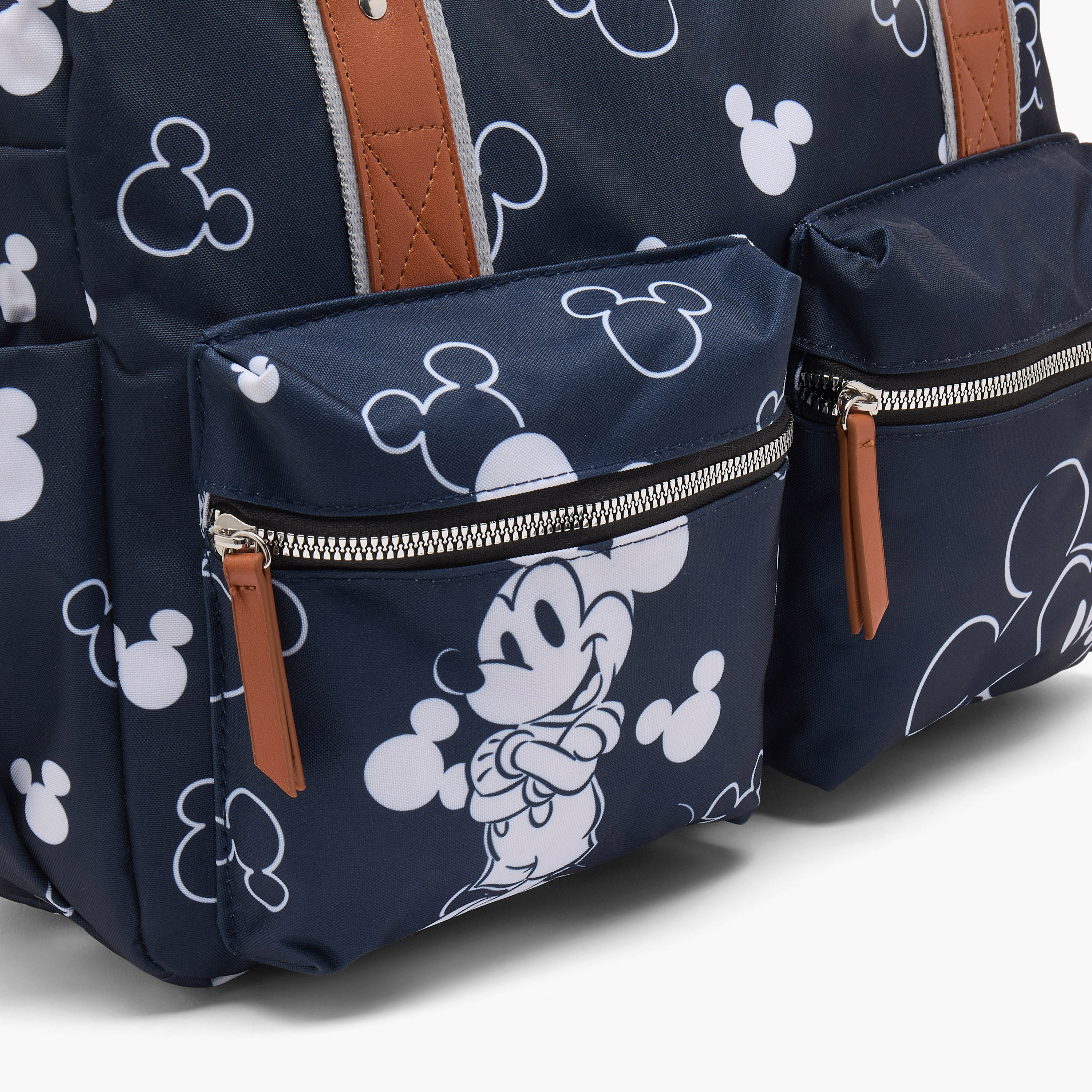 شنطة حفاضات بطبعات ميكي ماوس من ديزني-baby-gear-diaperbags-image-8