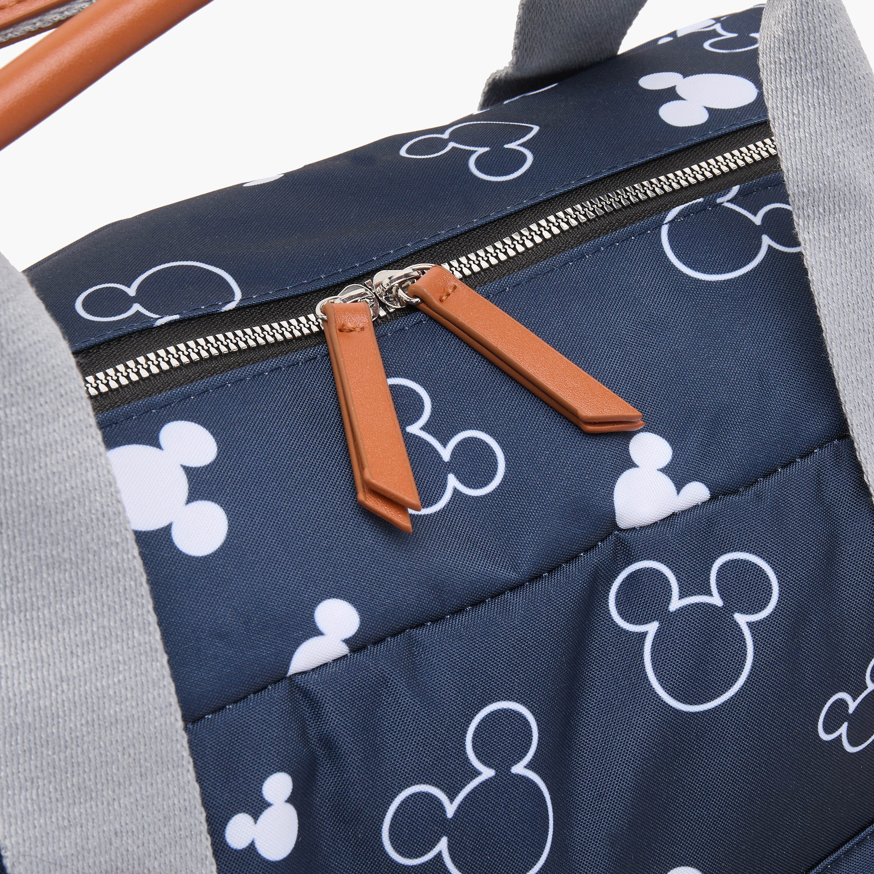 شنطة حفاضات بطبعات ميكي ماوس من ديزني-baby-gear-diaperbags-image-9