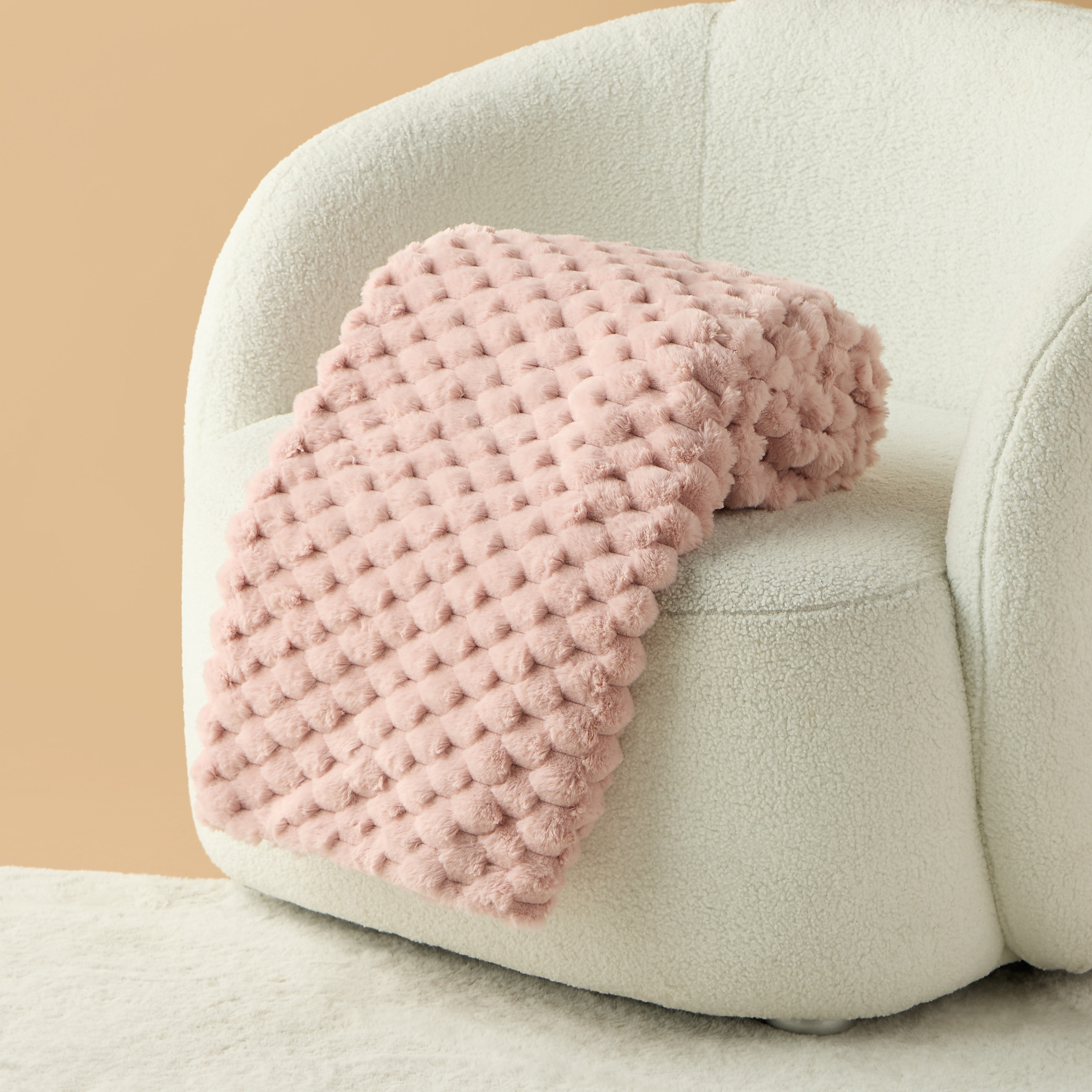 Honeycomb Textured Fur Throw - 127x152 cms-household-cushionsandthrows-throwsandblankets-throws-image-4