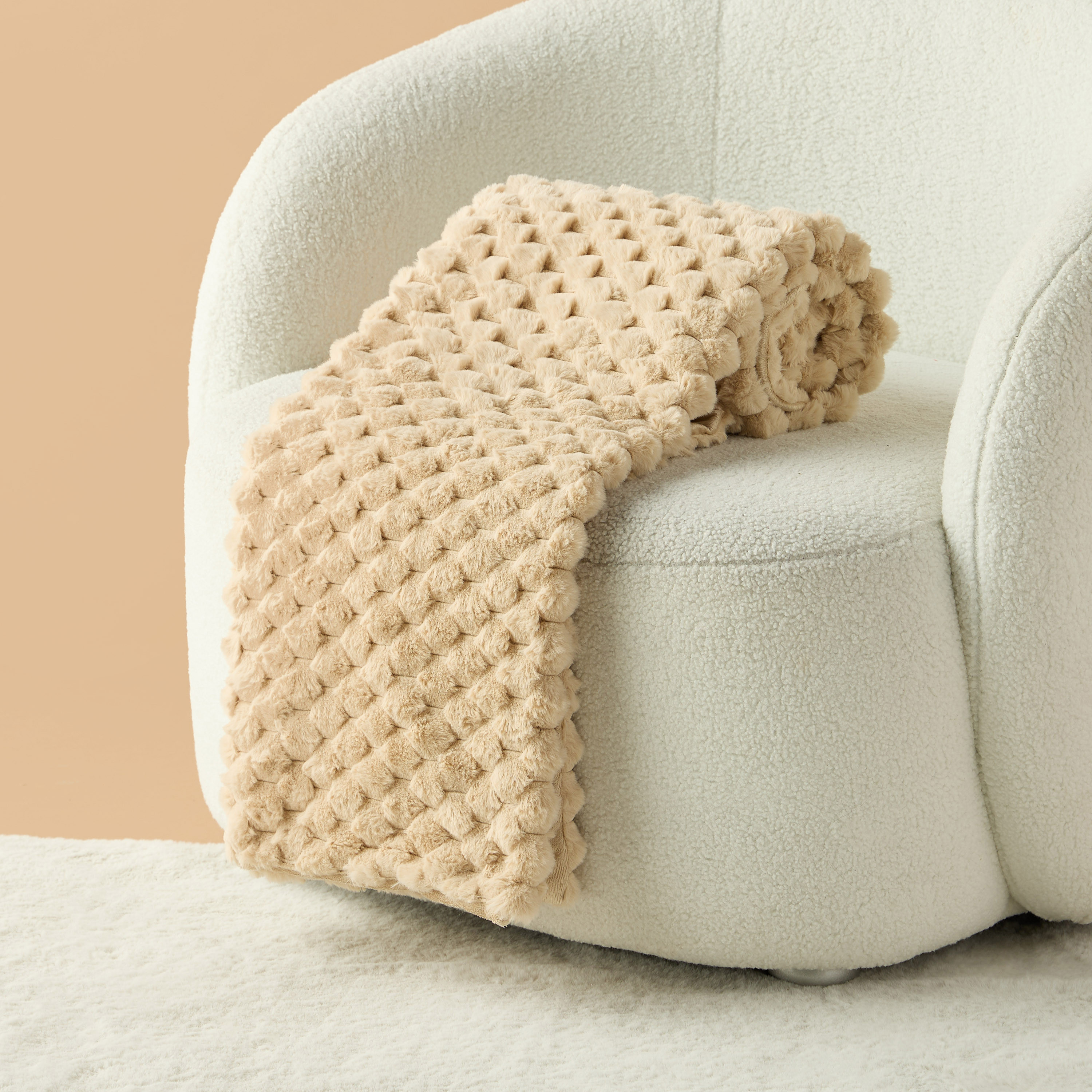 Honeycomb Textured Fur Throw - 127x152 cm-household-cushionsandthrows-throwsandblankets-throws-image-4
