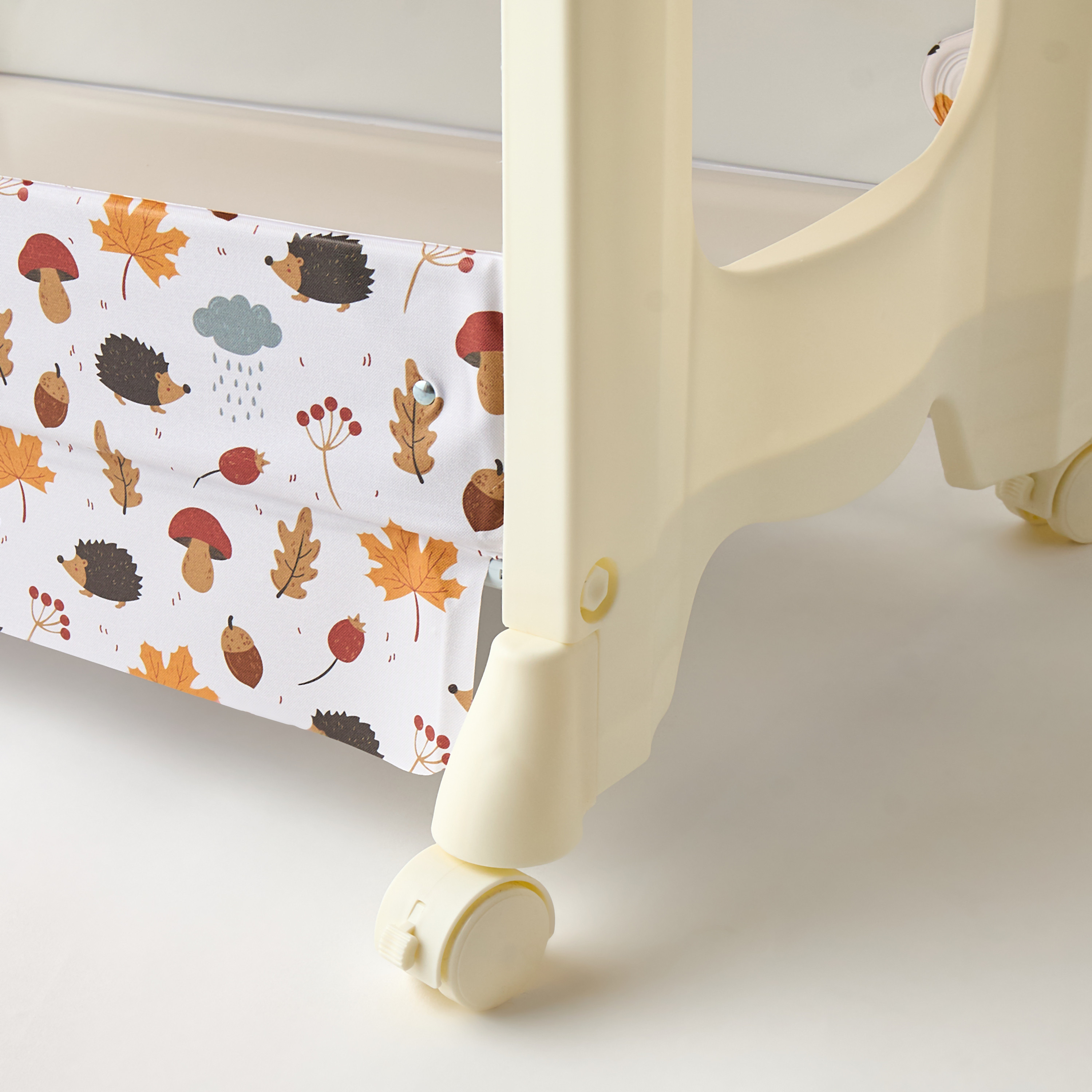 Juniors Printed Changing Table-baby-bathandcare-changingtables-image-11