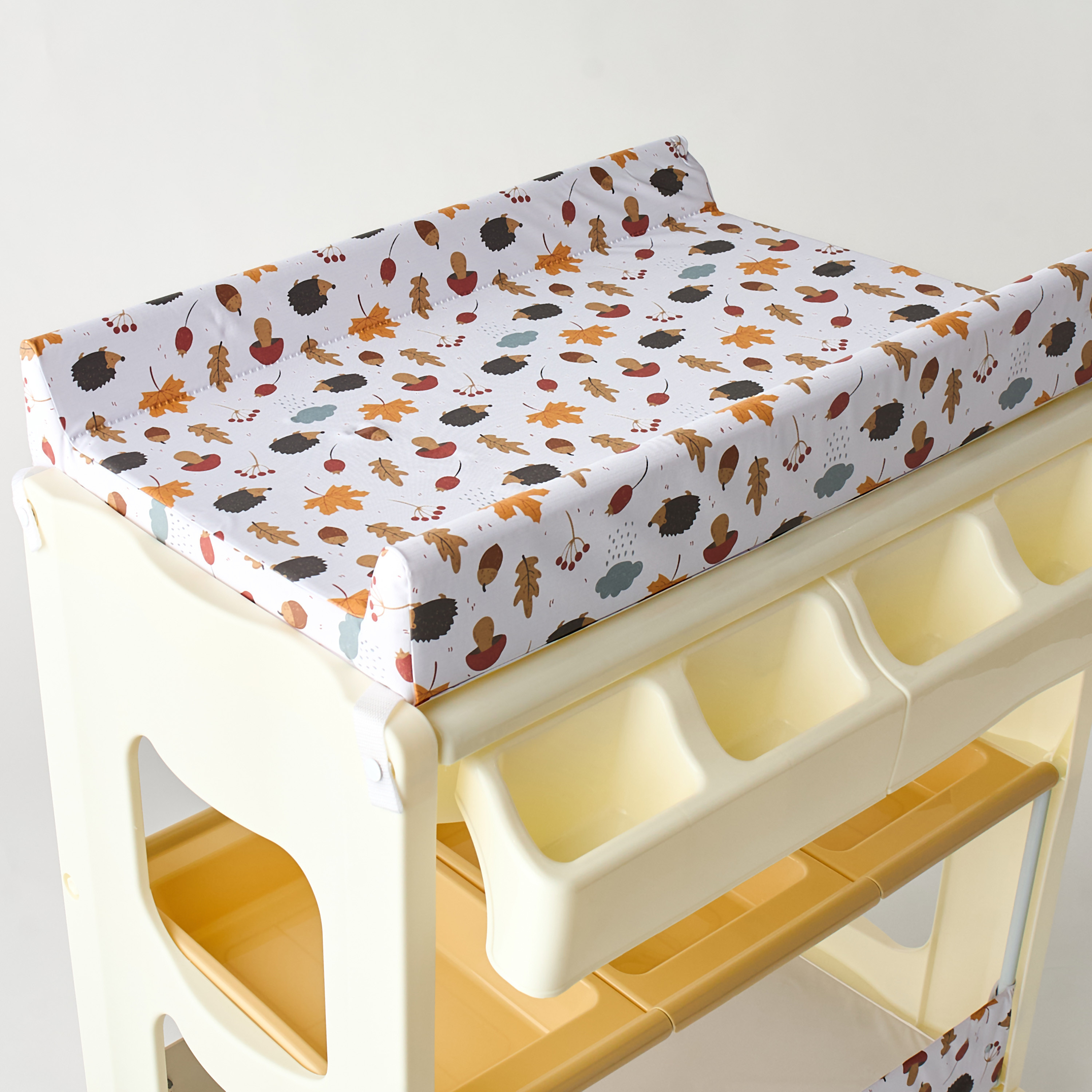 Juniors Printed Changing Table-baby-bathandcare-changingtables-image-4