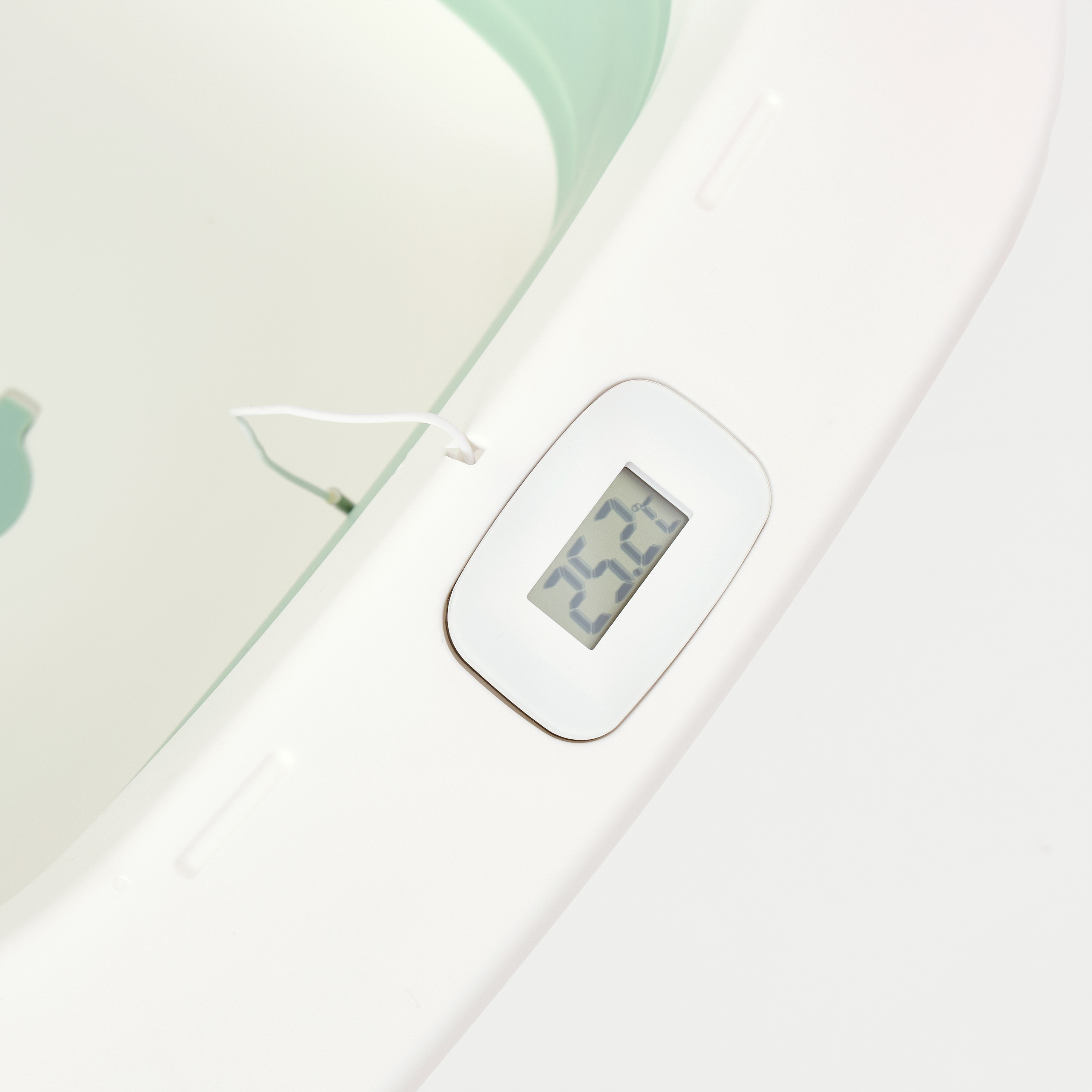 Juniors Folding Bath Tub-baby-bathandcare-bathtubs-image-4
