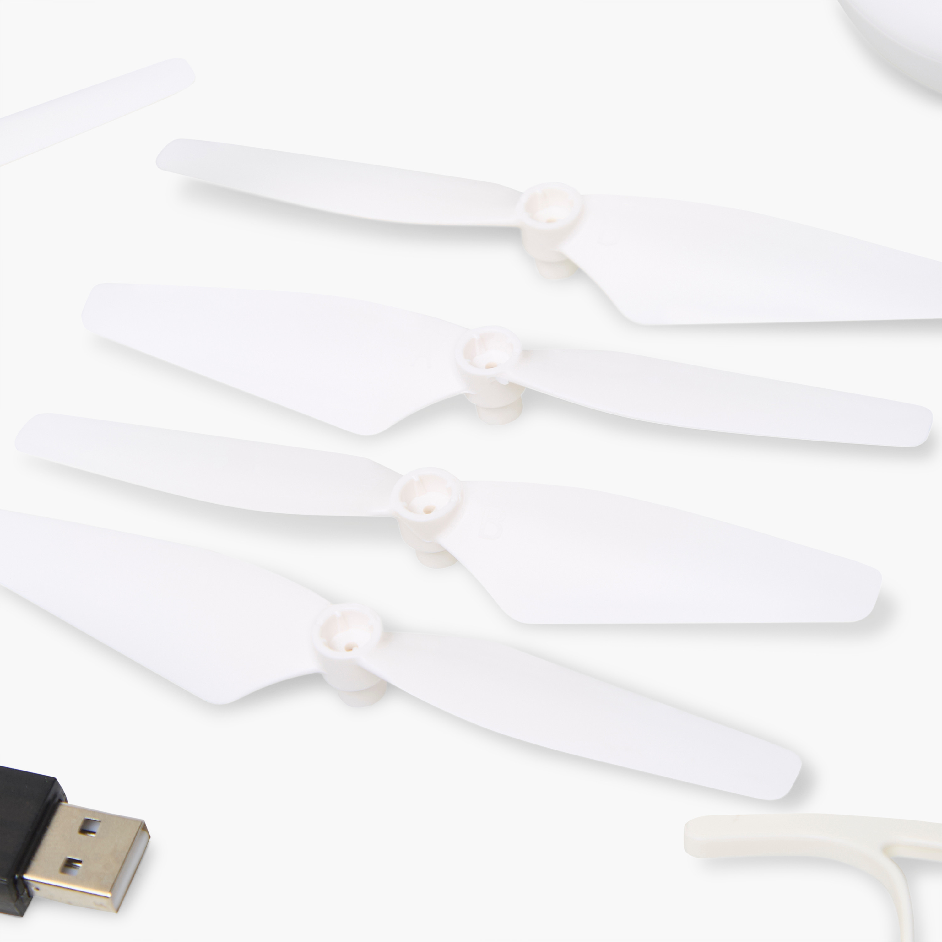 طائرة هيليكوبتر بجهاز تحكم عن بعد XI5A من سيما-toys-remotecontrolledvehicles-drones-image-8