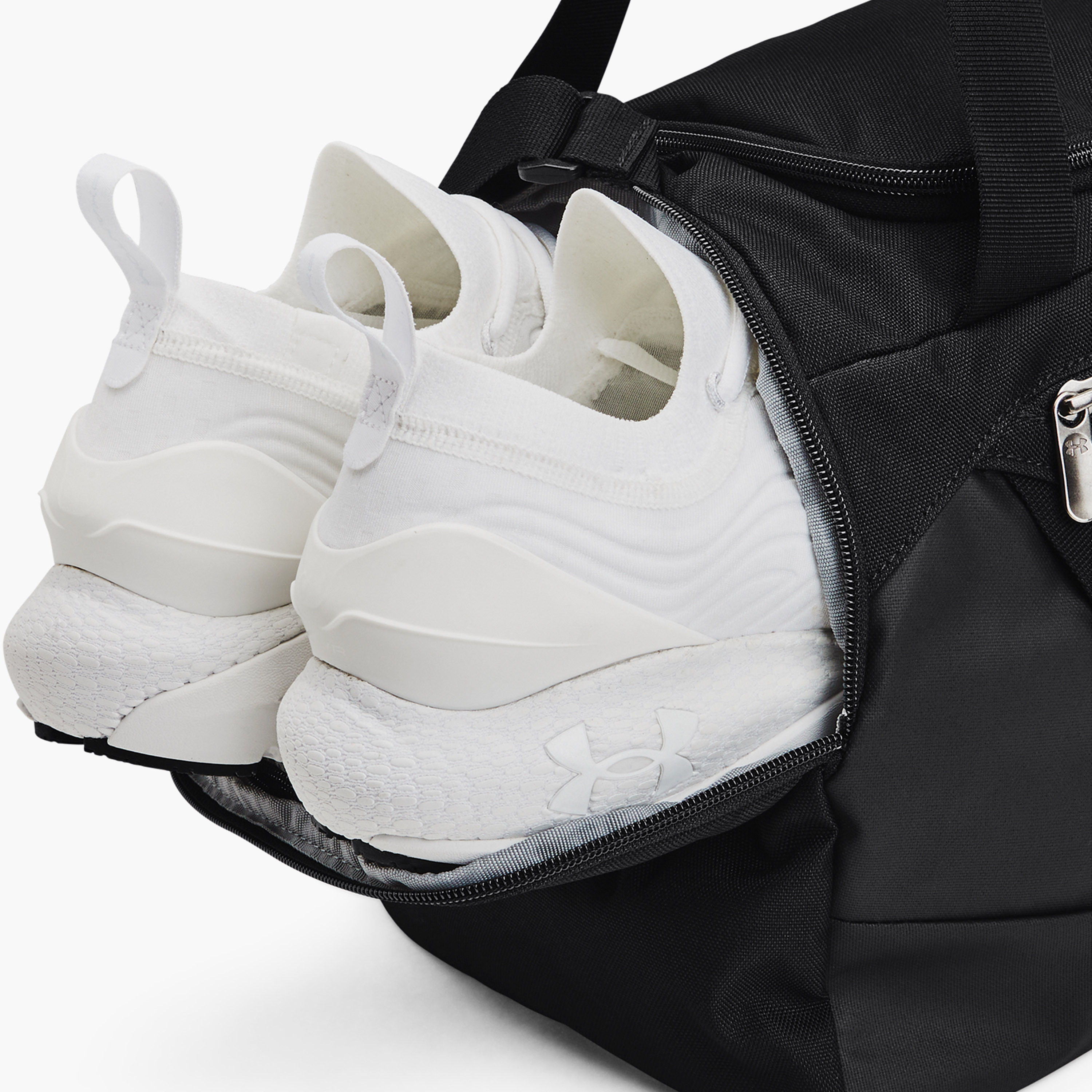 Under Armour Undeniable 5.0 Duffel Bag 1369221 | OE-sports-gear-gym-image-3