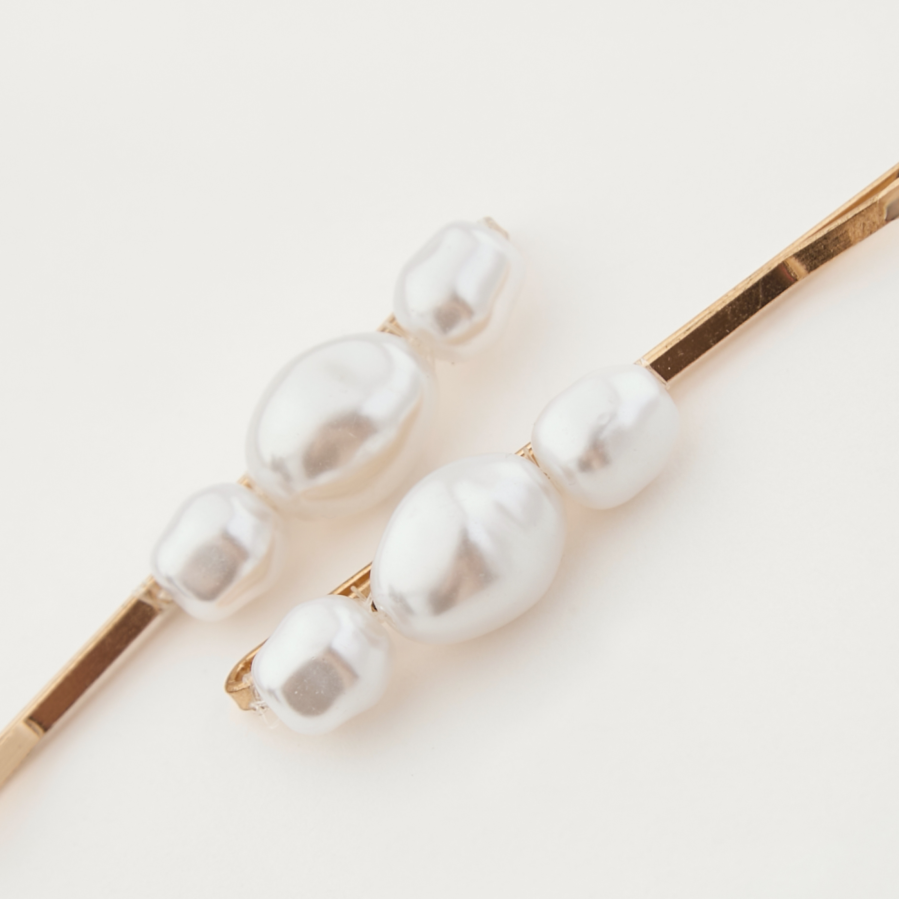 Pearl Embellished Hairpin - Set of 2-women-hairaccessories-hairpins-image-3