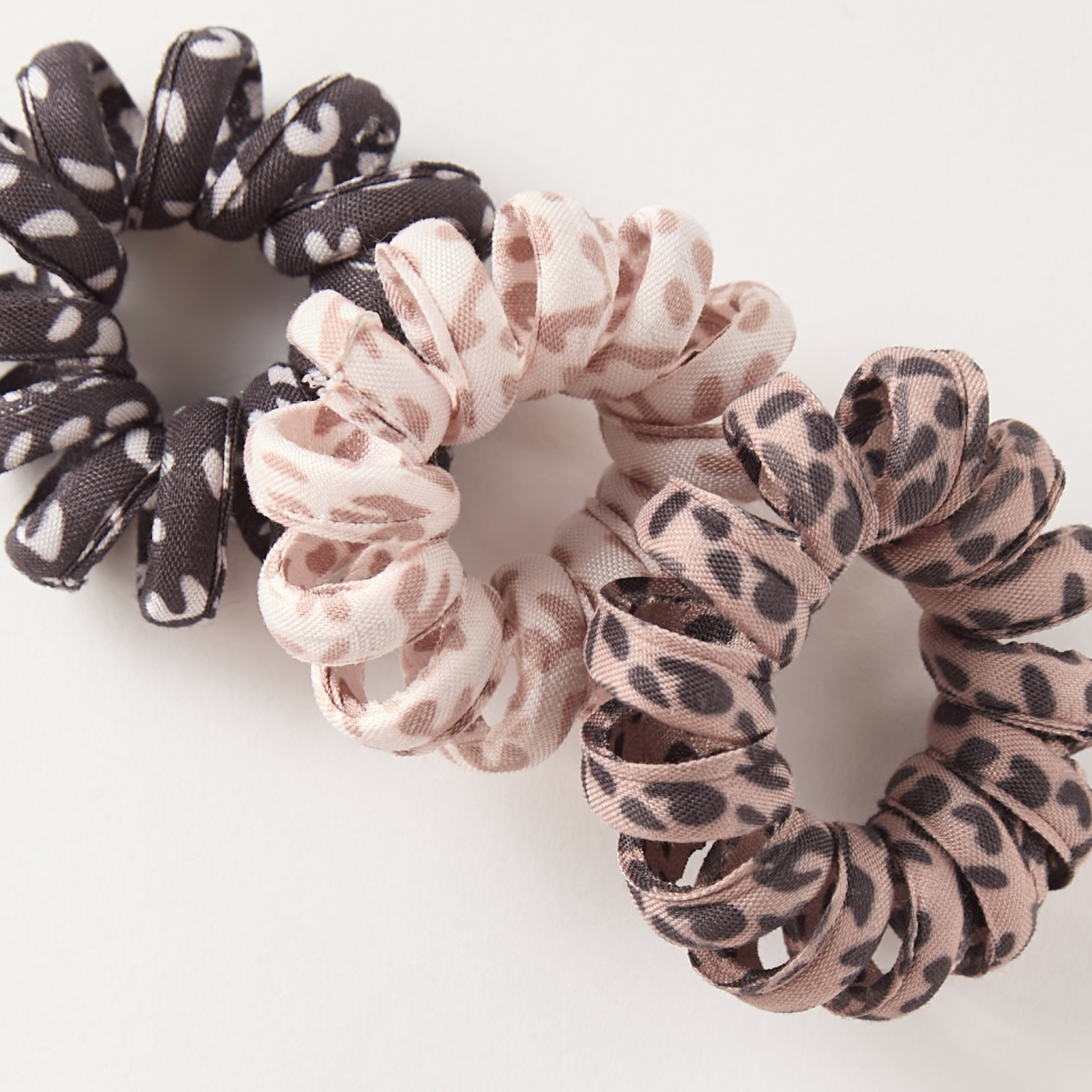 ربطات شعر بطبعات حيوانات - طقم 3 قطع-women-hairaccessories-others-image-3