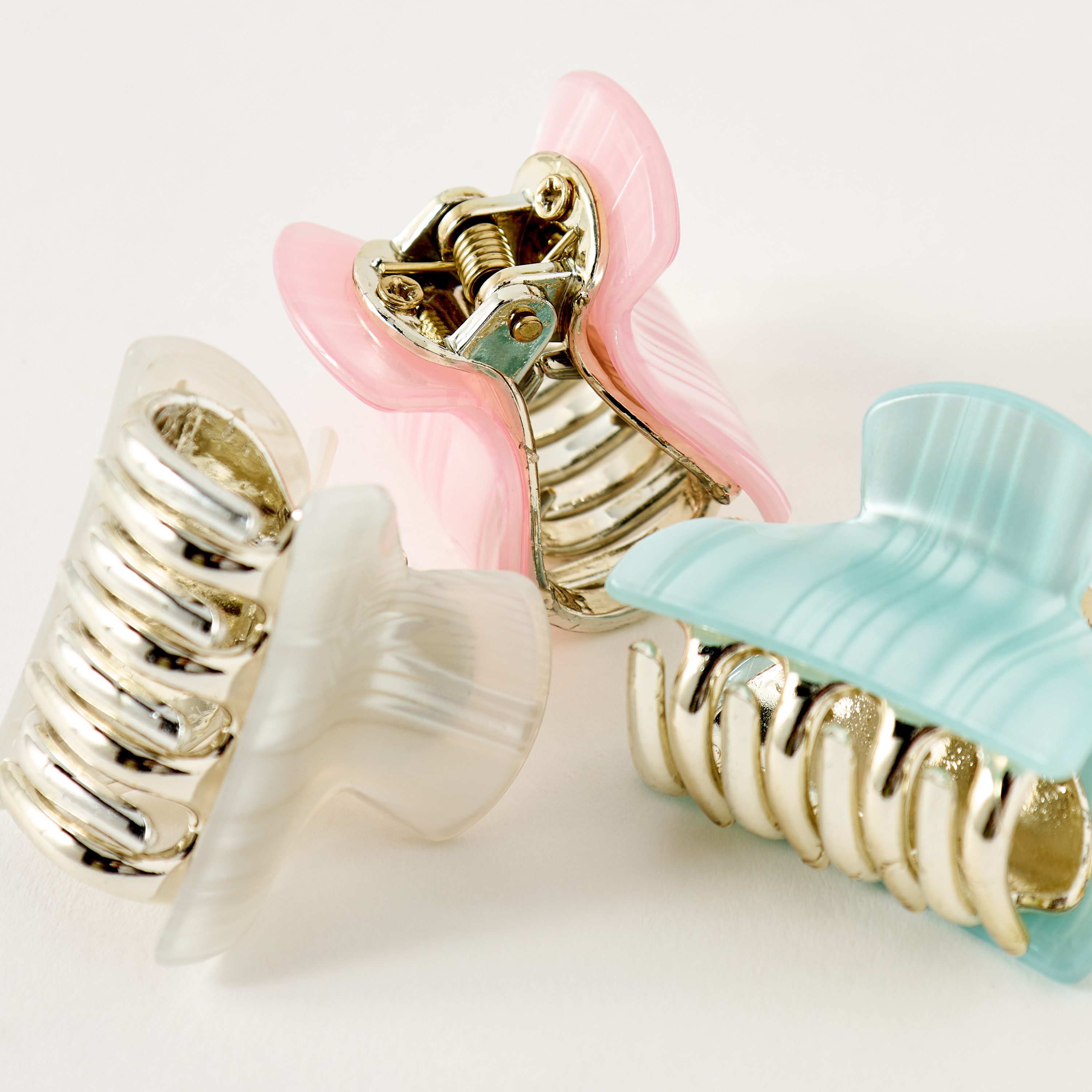 مشابك شعر بارزة الملمس - طقم من 3 قطع-women-hairaccessories-clamps-image-4